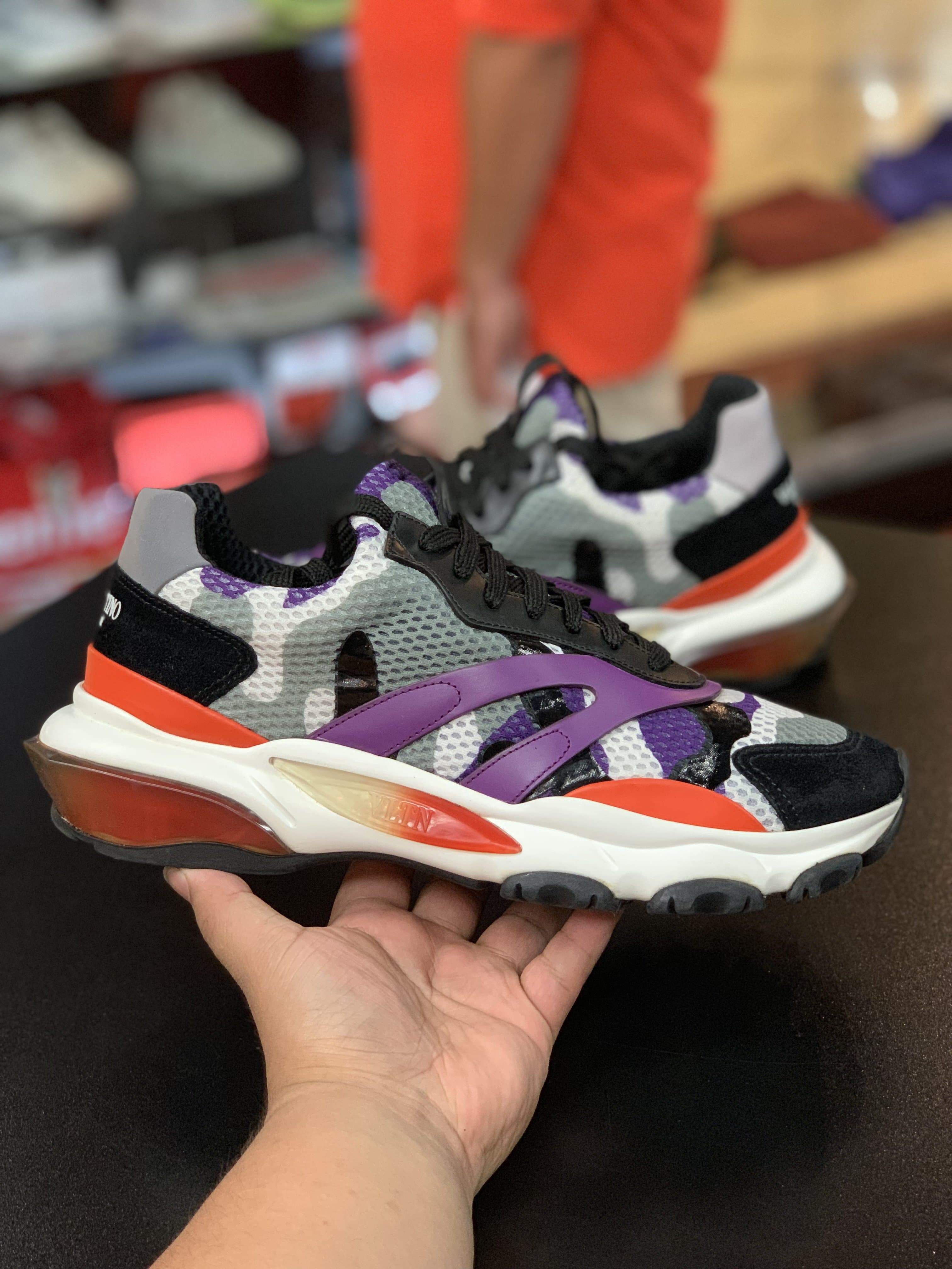 Valentino “Purple & White”
