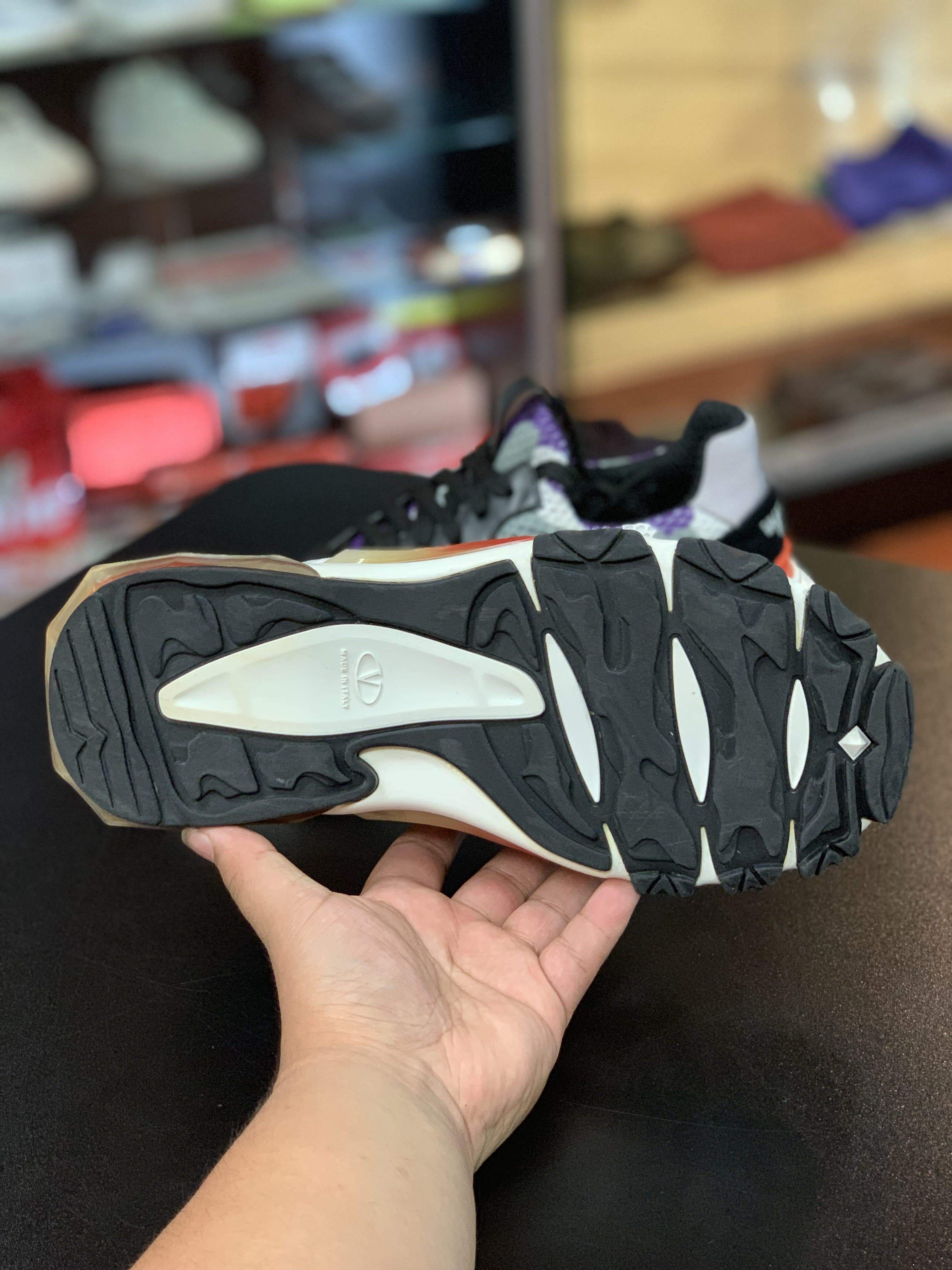 Valentino “Purple & White”