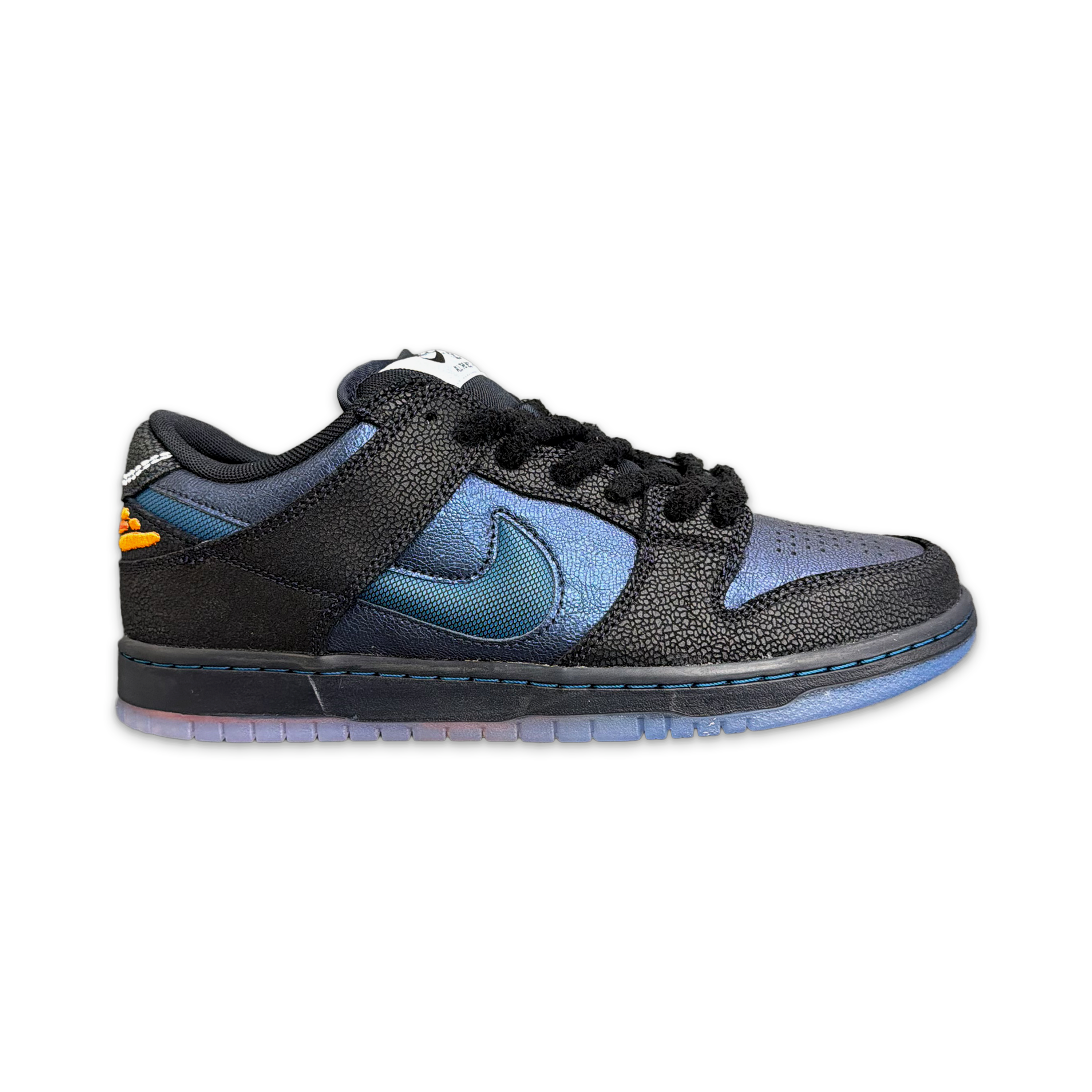 Nike, SB Dunk Low "Bluetile Skateboards”