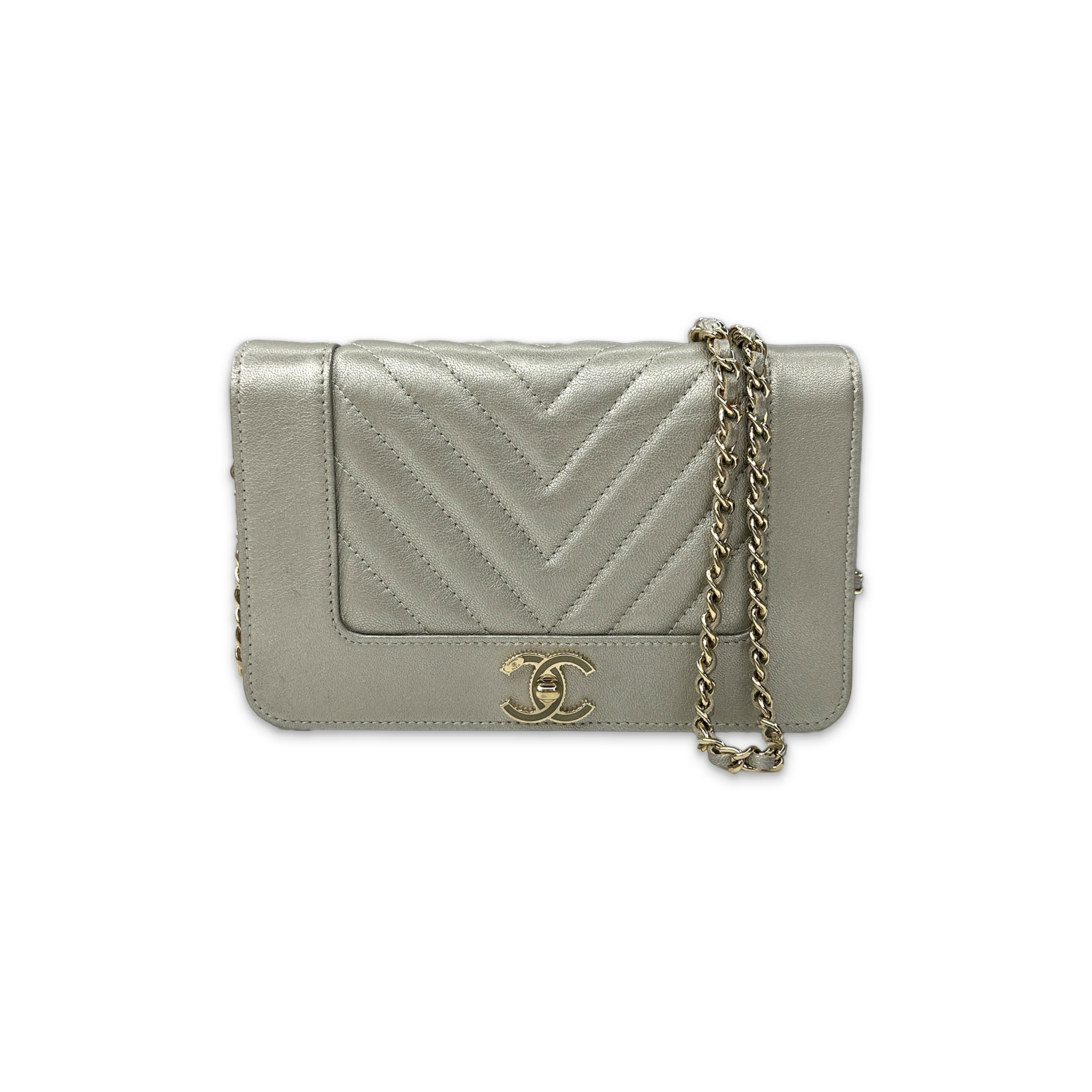 Chanel, Chevron Quilted Crossbody Bag "Silver"