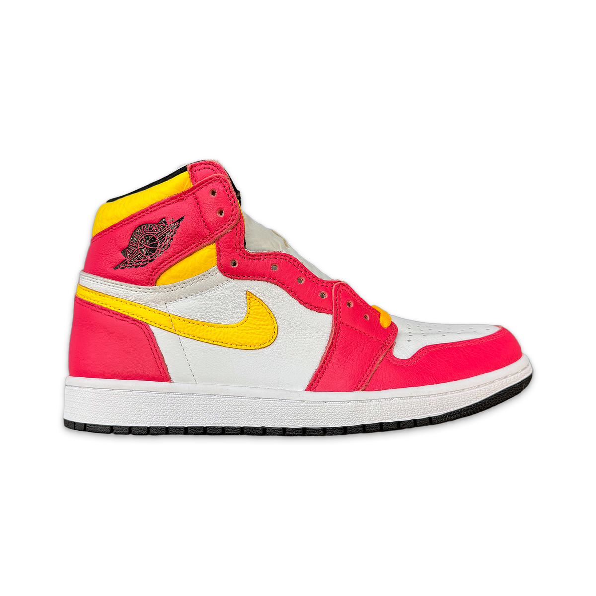 Air Jordan 1 Retro “Light Fusion Red”