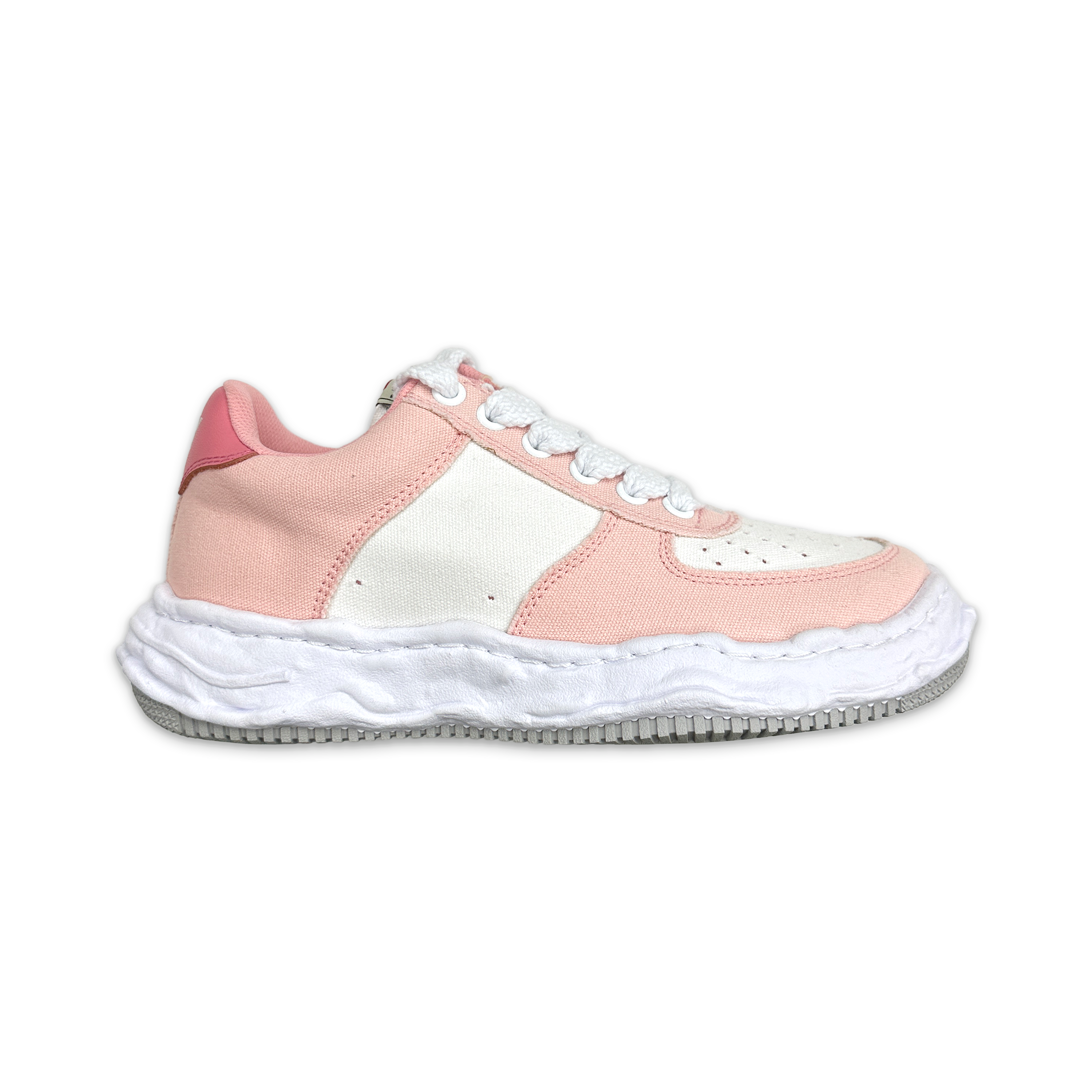 Wayne Canvas Low Wayne Canvas Low