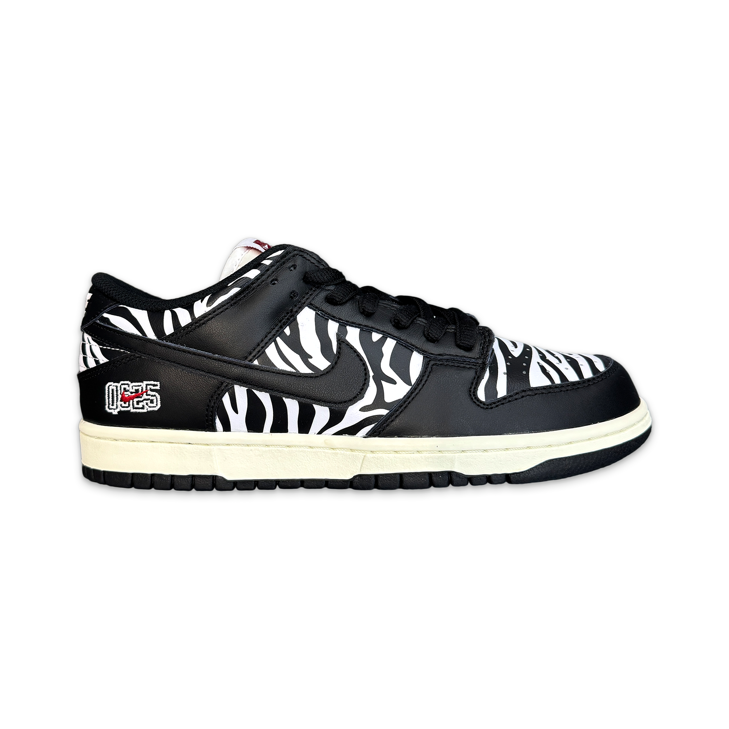 Nike SB Dunk Low “Quartersnacks Zebra”