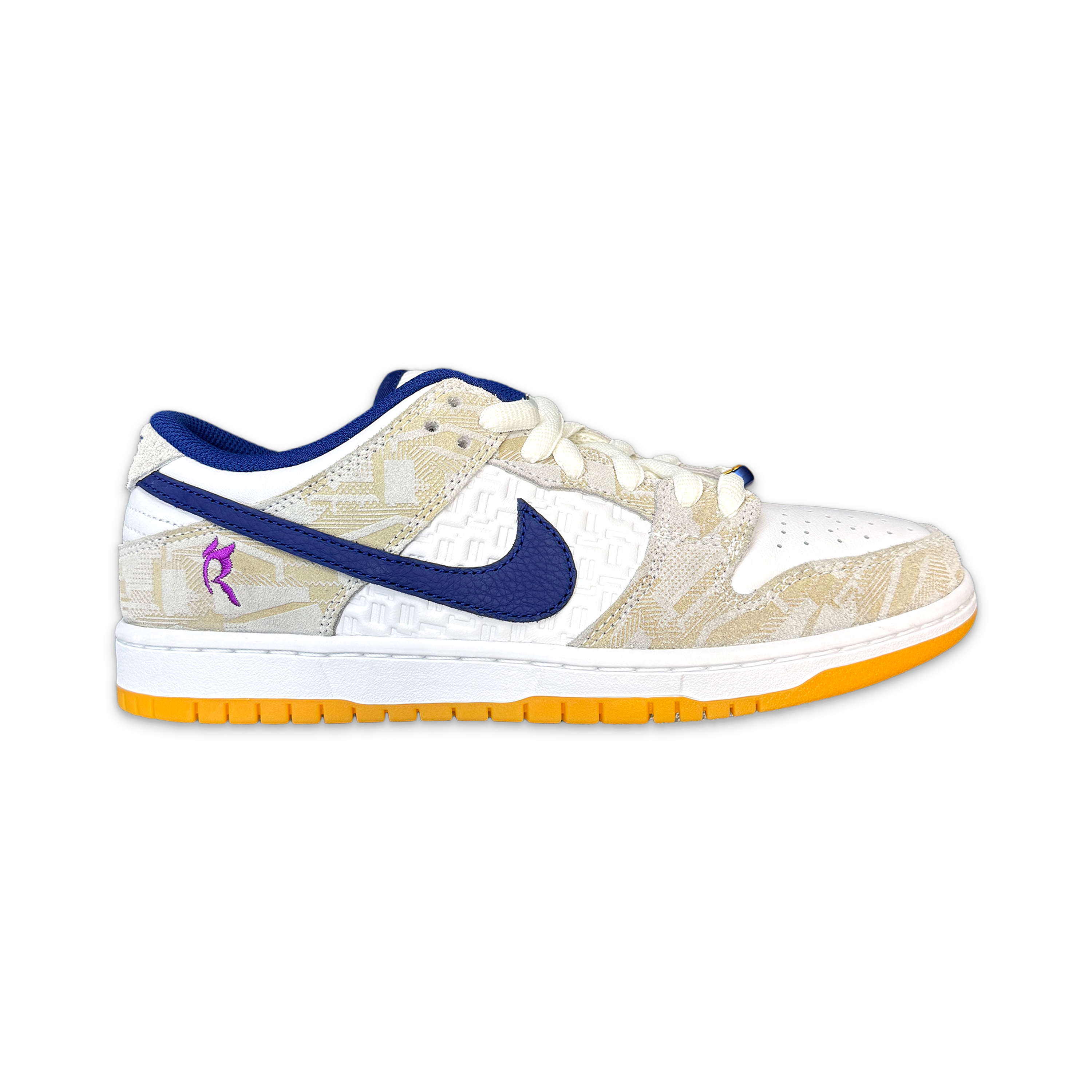 Nike SB Dunk Low "Rayssa Leal"