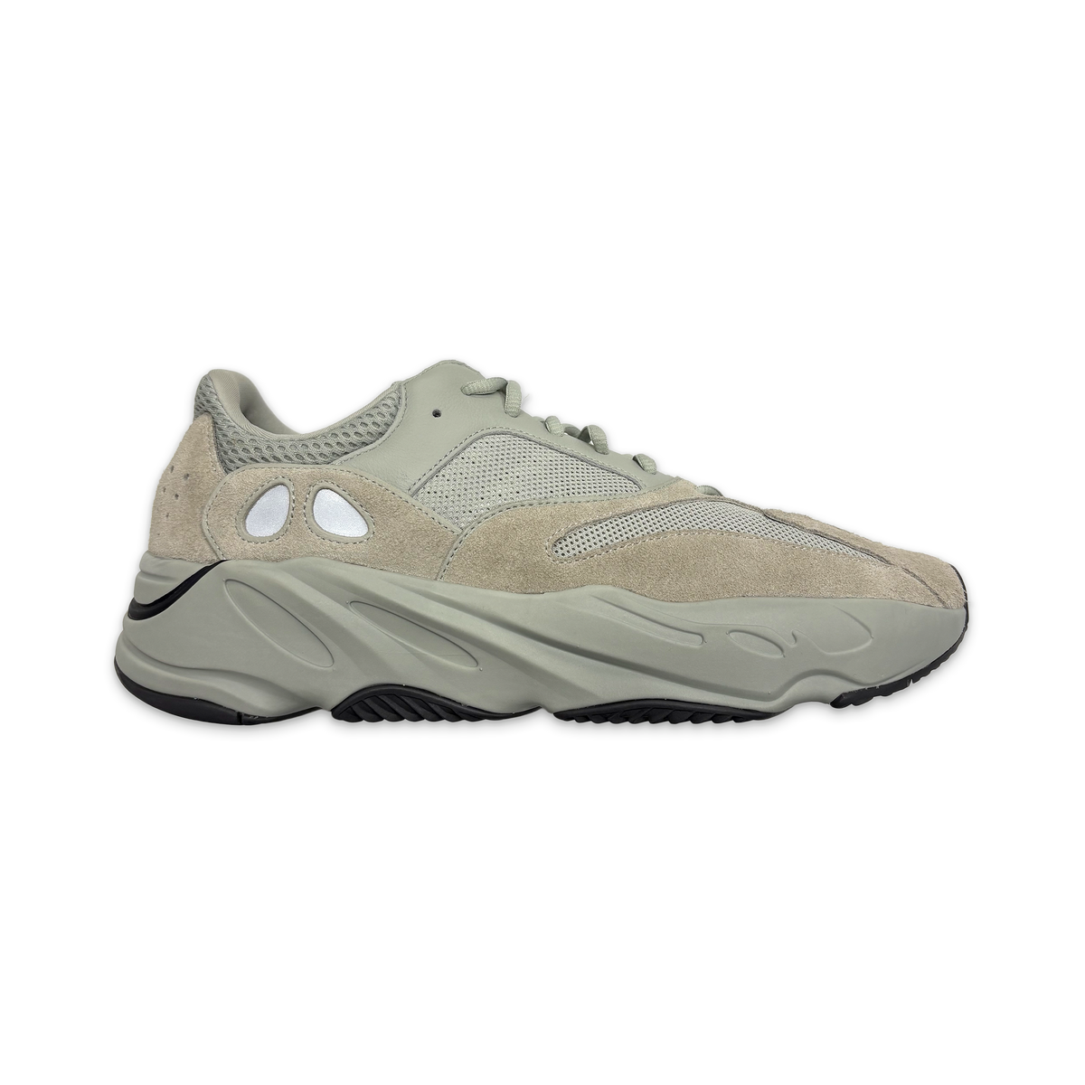 Yeezy Boost 700 “Salt”