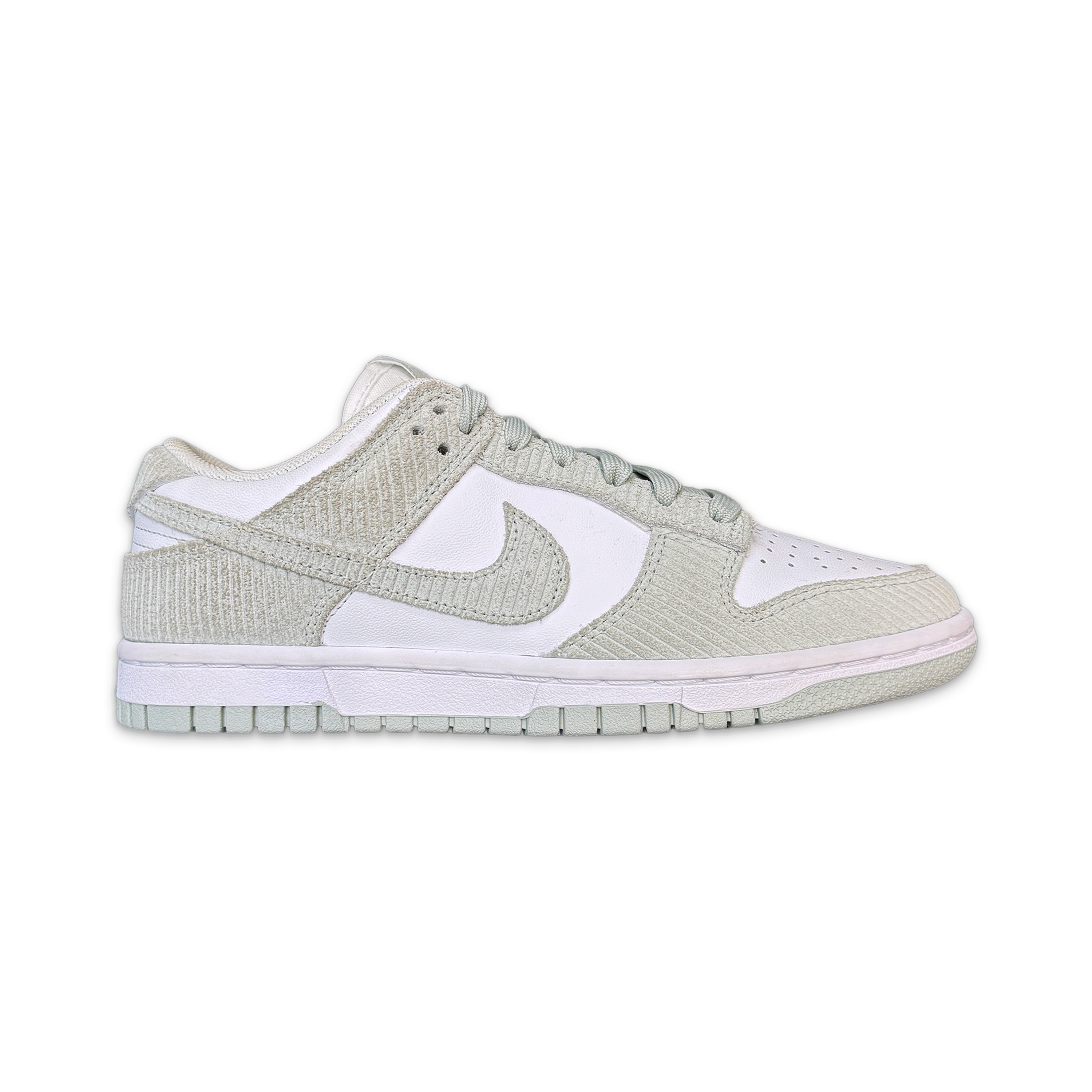 Nike, Dunk Low "Light Silver Corduroy" (W)