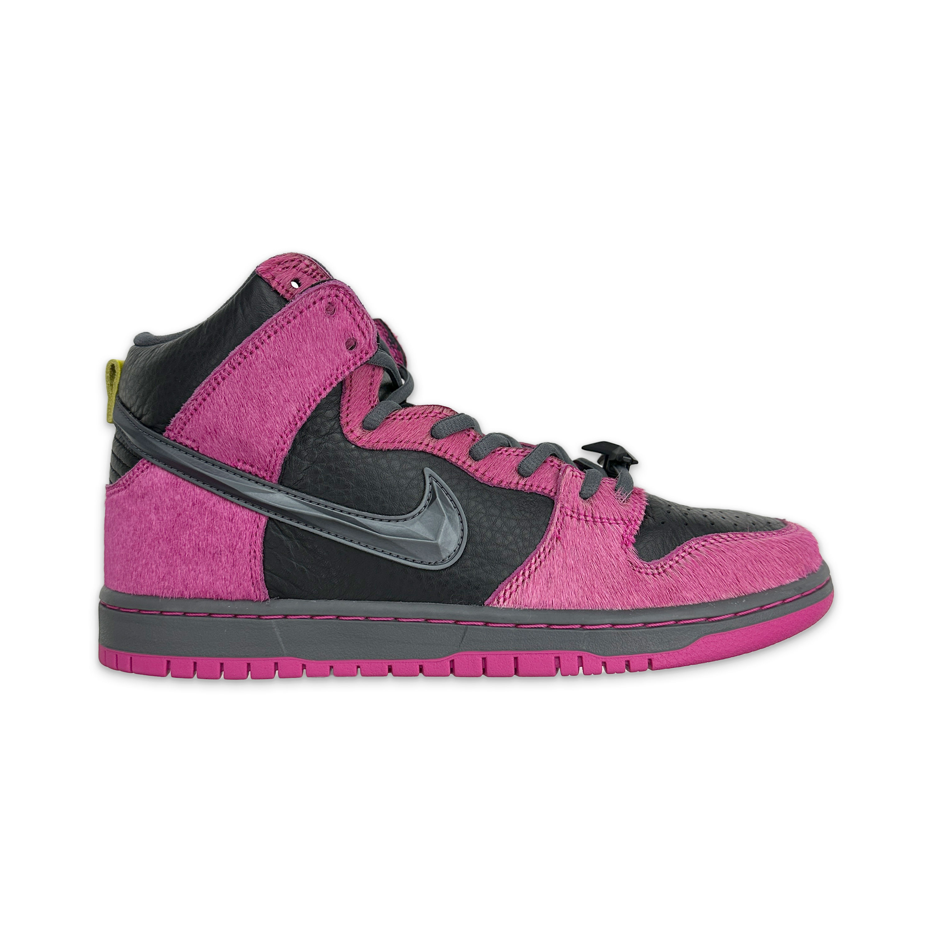 Request, Nike SB Dunk High "Run The Jewels"