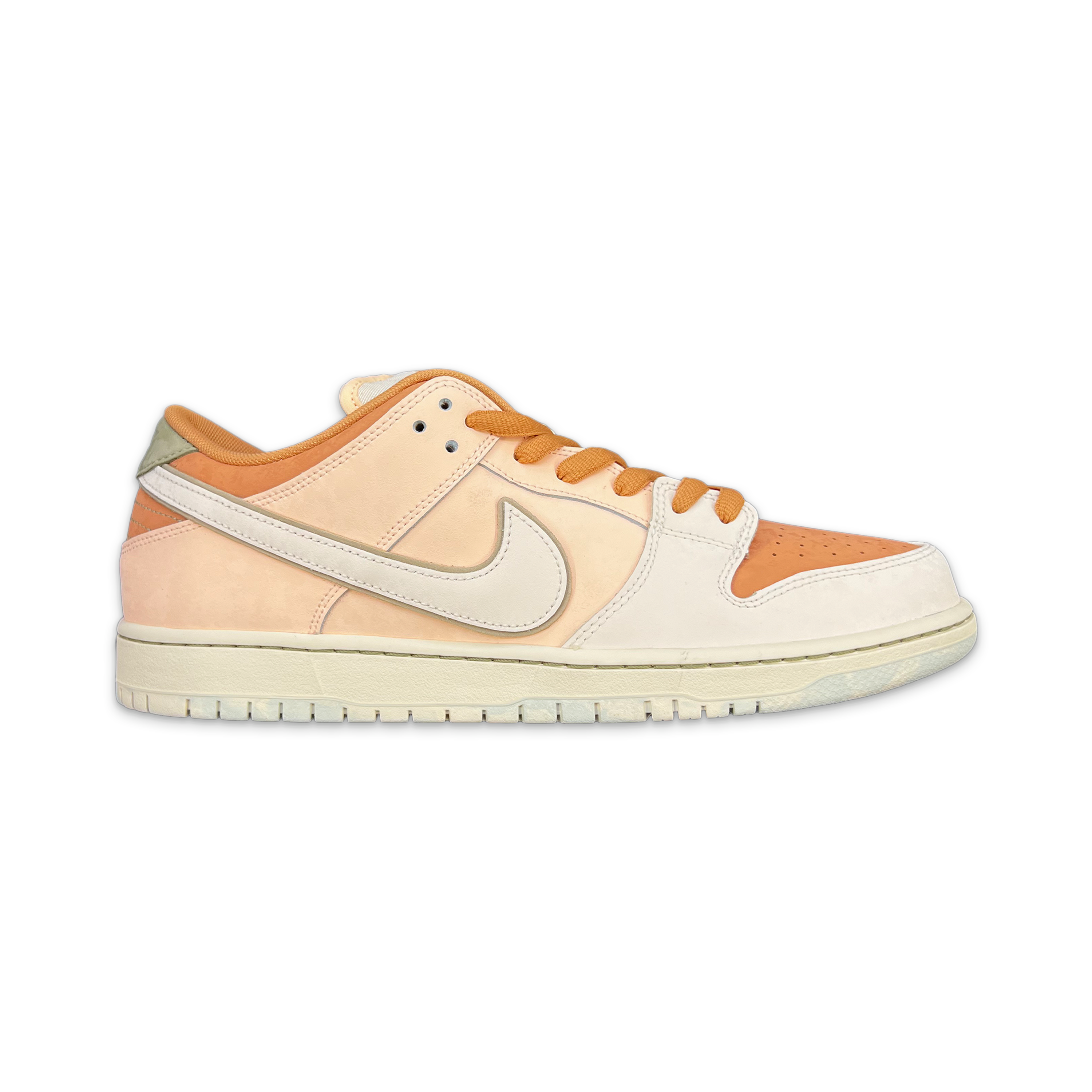 Request, Nike SB Dunk Low "Trocadéro Gardens"