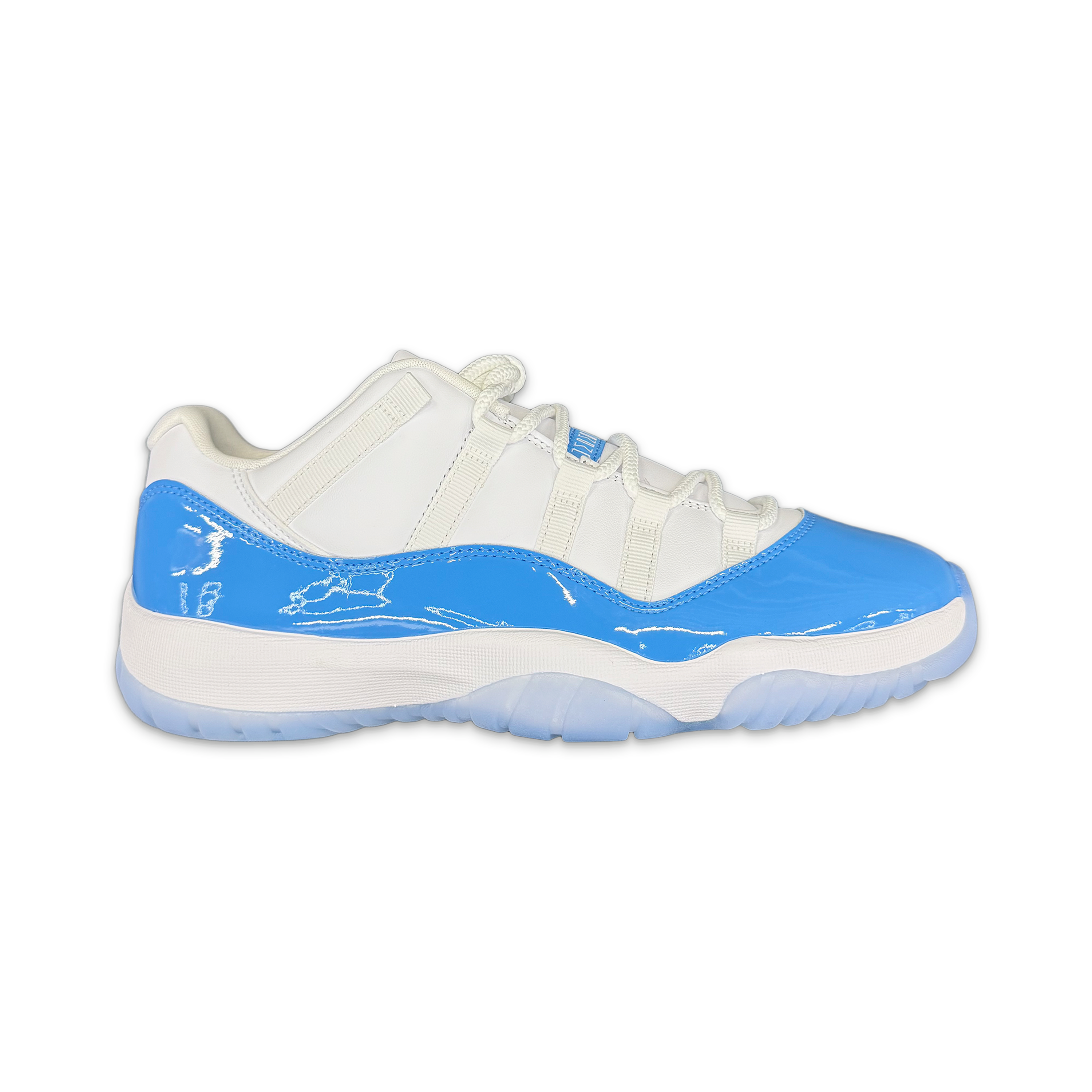 Air Jordan 11 Retro Low "University Blue" (2026)