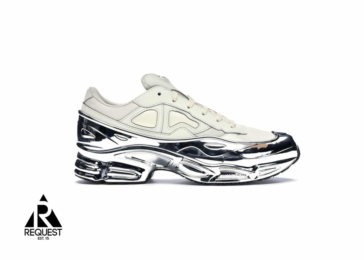Ozweego RAF Simons “Silver Metallic”
