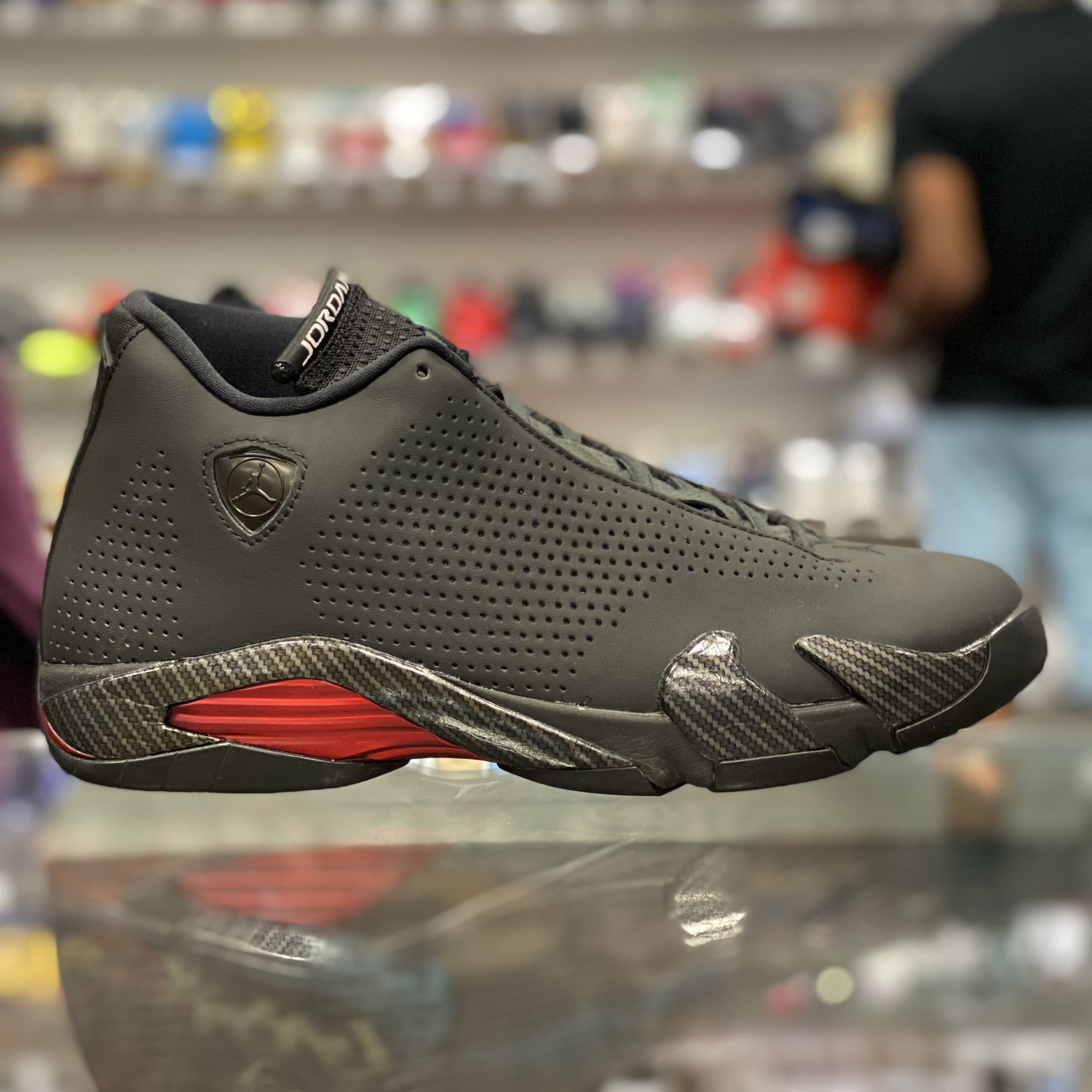 Jordan 14 hotsell retro se