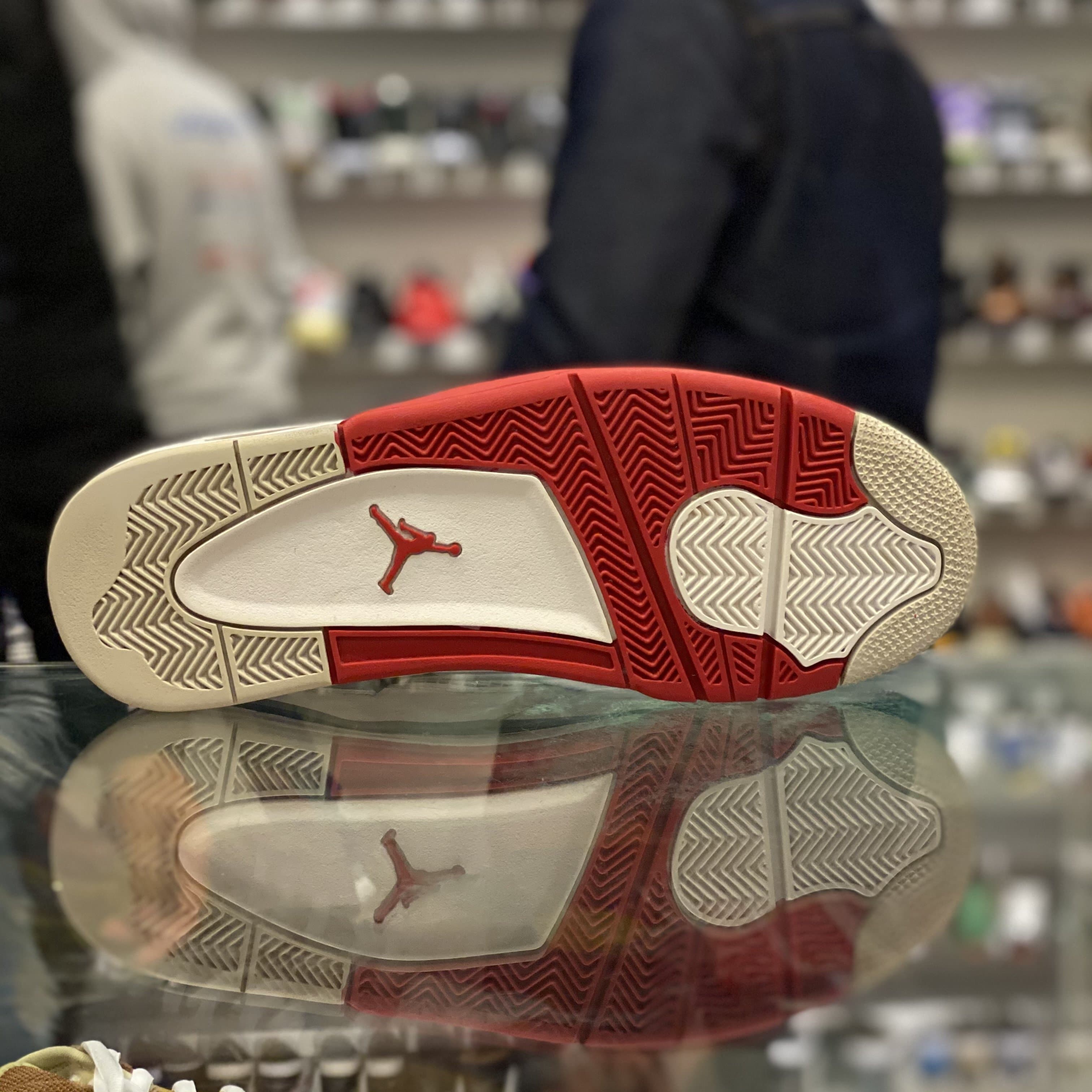 Air Jordan 4 Retro “Fire Red”