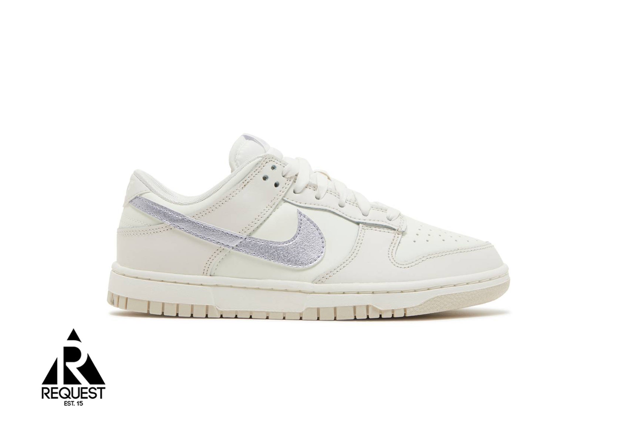 Nike Dunk Low ESS "Sail Oxygen Purple" (W)