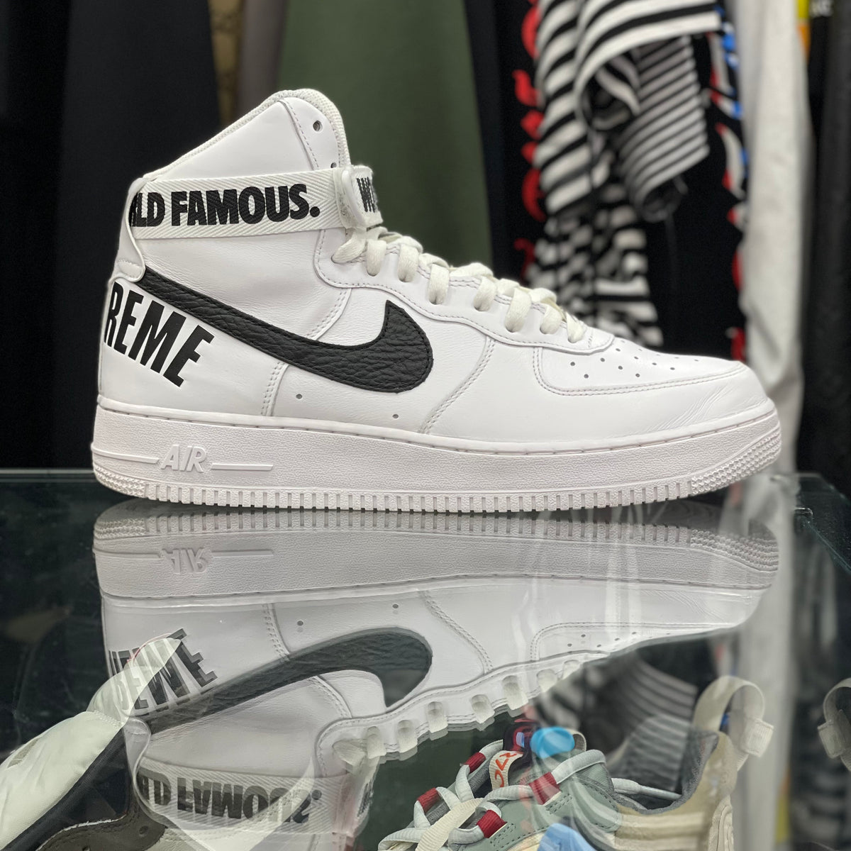 Nike air force sales world famous supreme