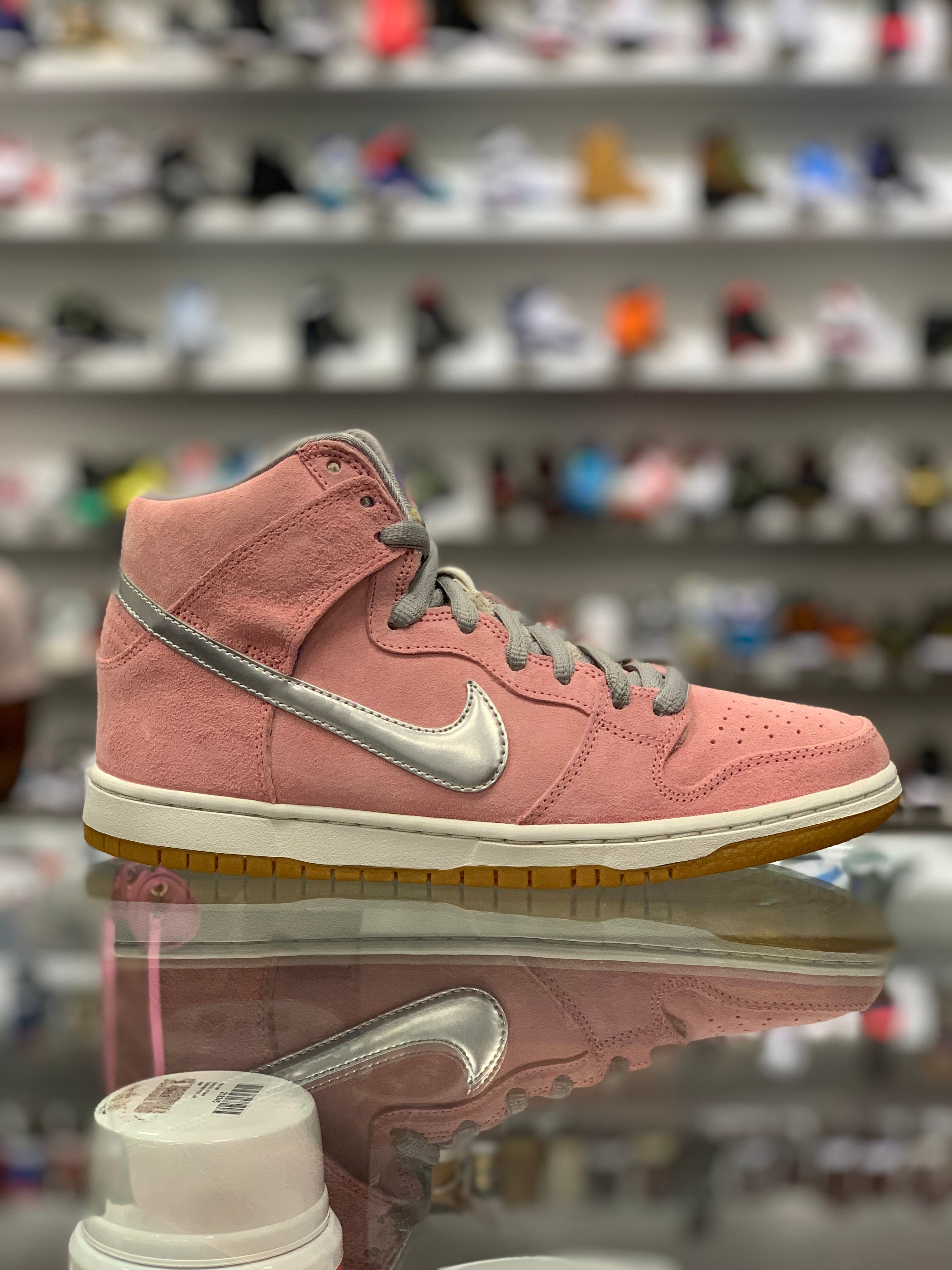 Nike Dunk SB High “When Pigs Fly”