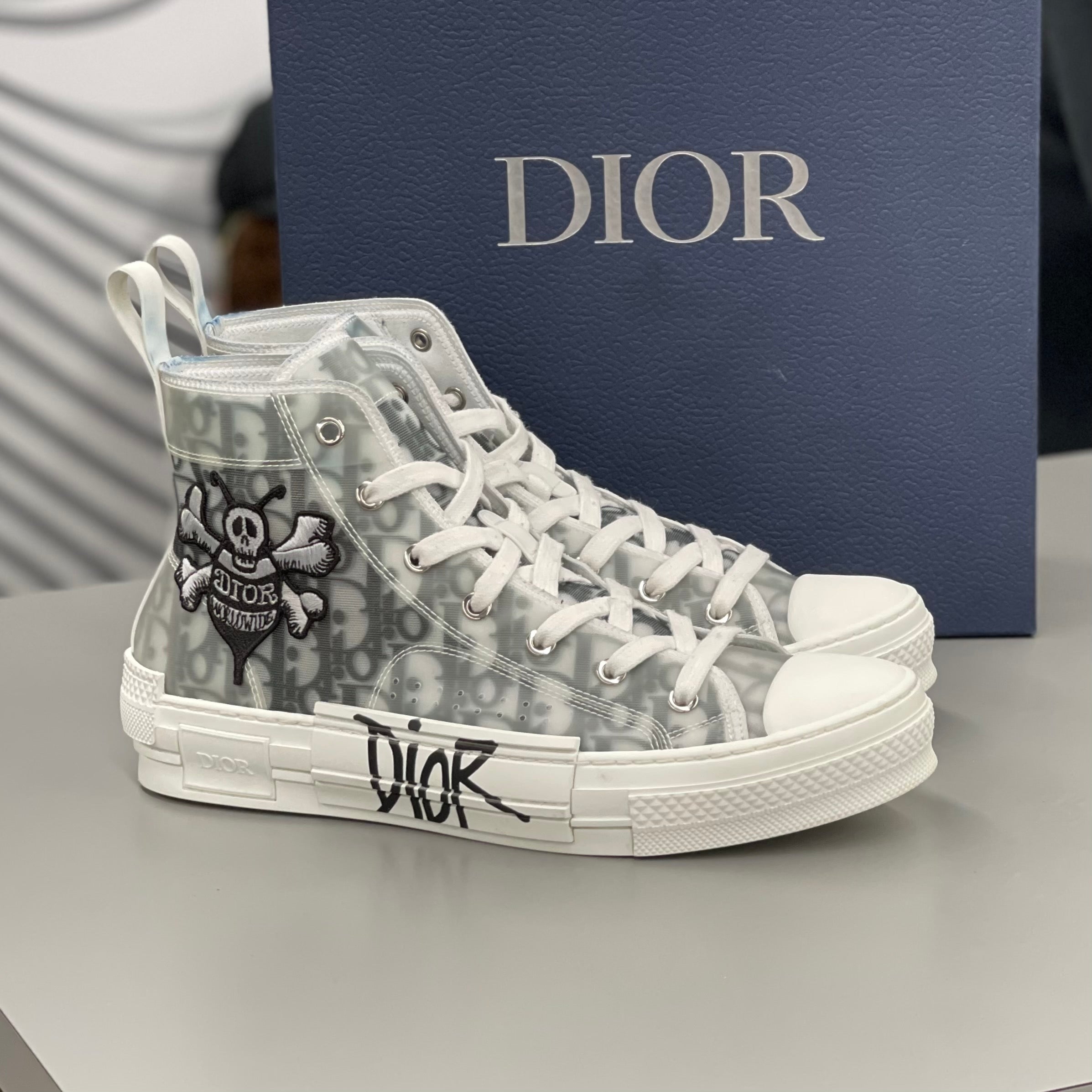 Dior B23 “Bee Embroidery”
