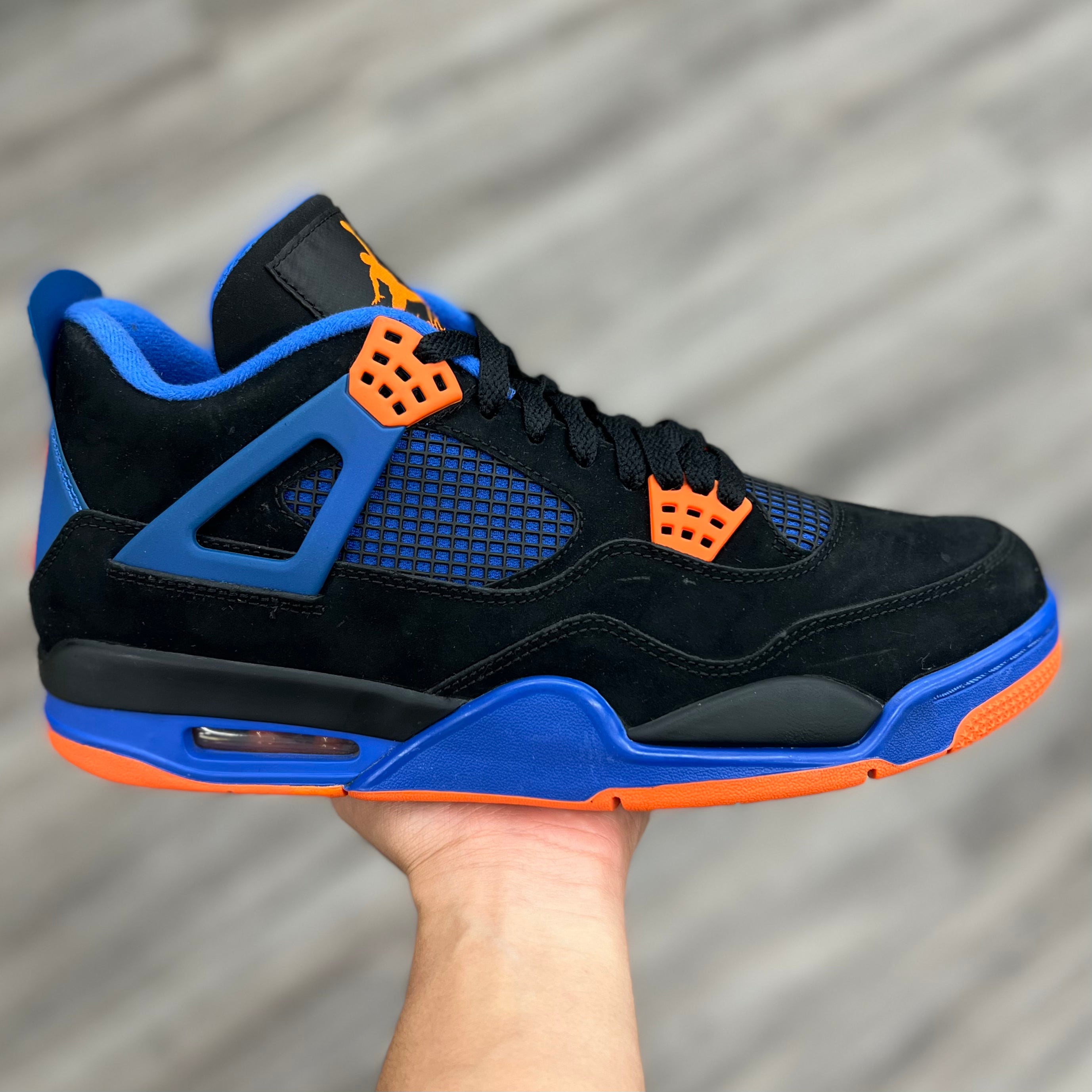 Air Jordan 4 Retro “Cavs” - 9.5