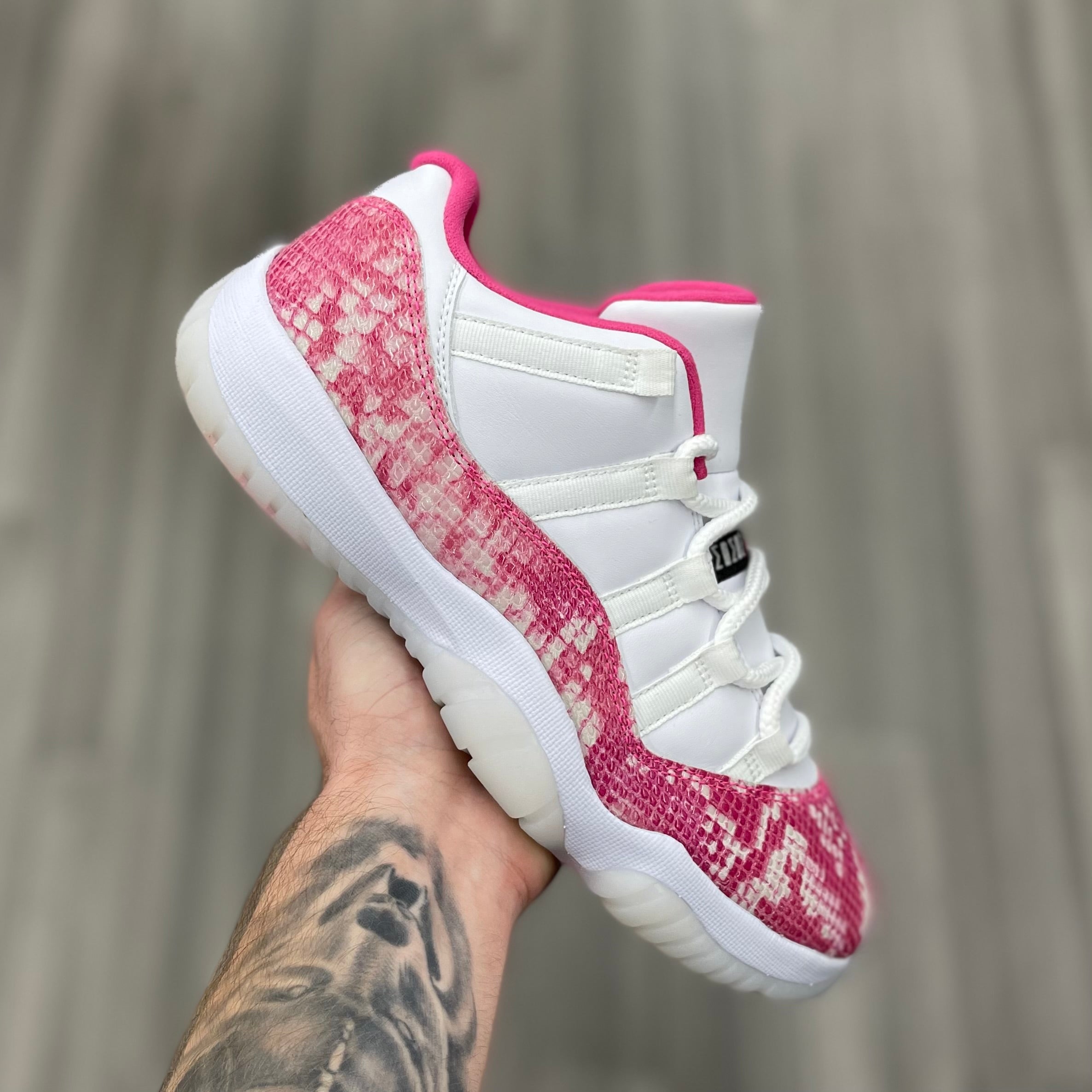 HOT 11 Retro Low Pink Snakeskin Snakeskin 11 Low Air Jordan