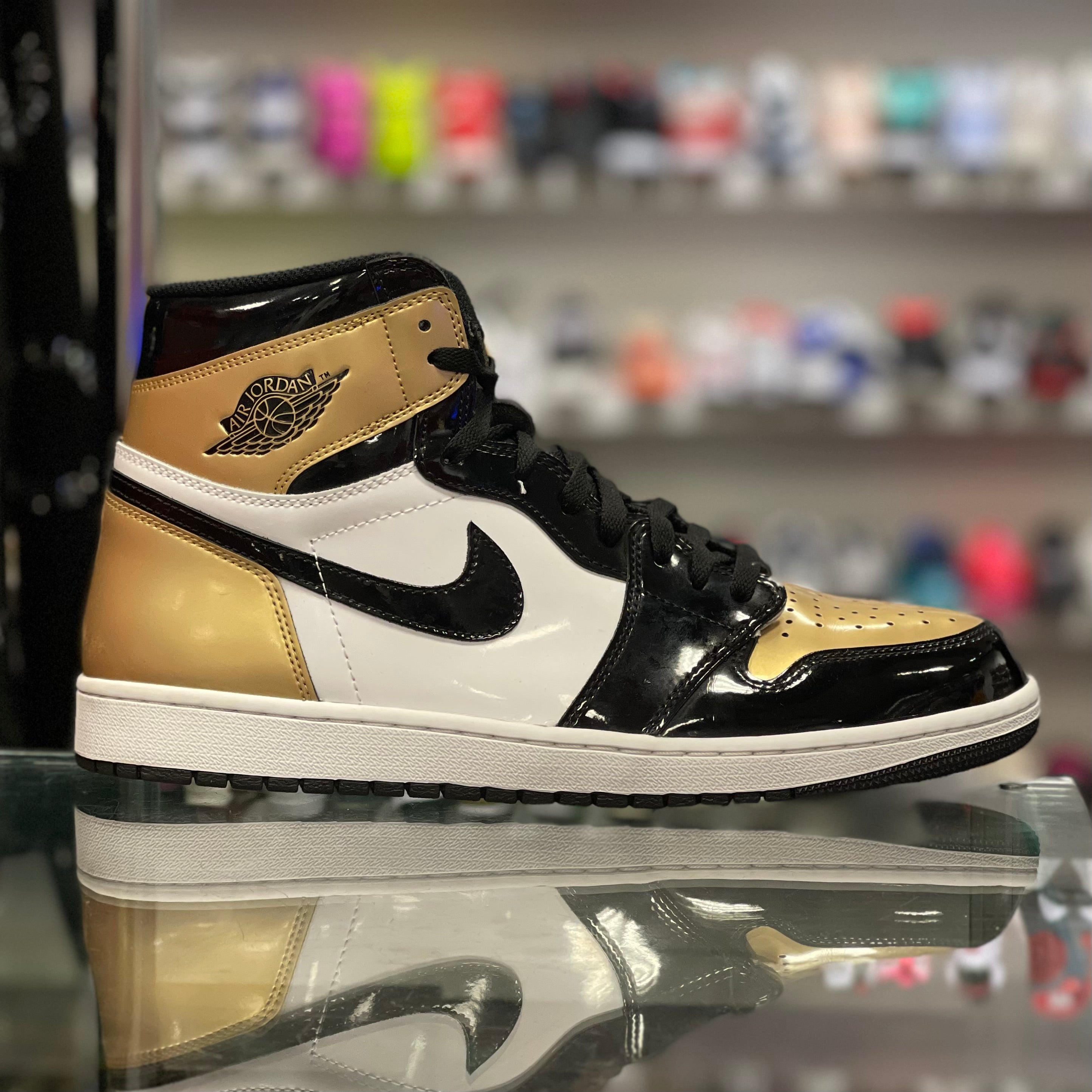 Air Jordan 1 Retro NRG Gold Toe