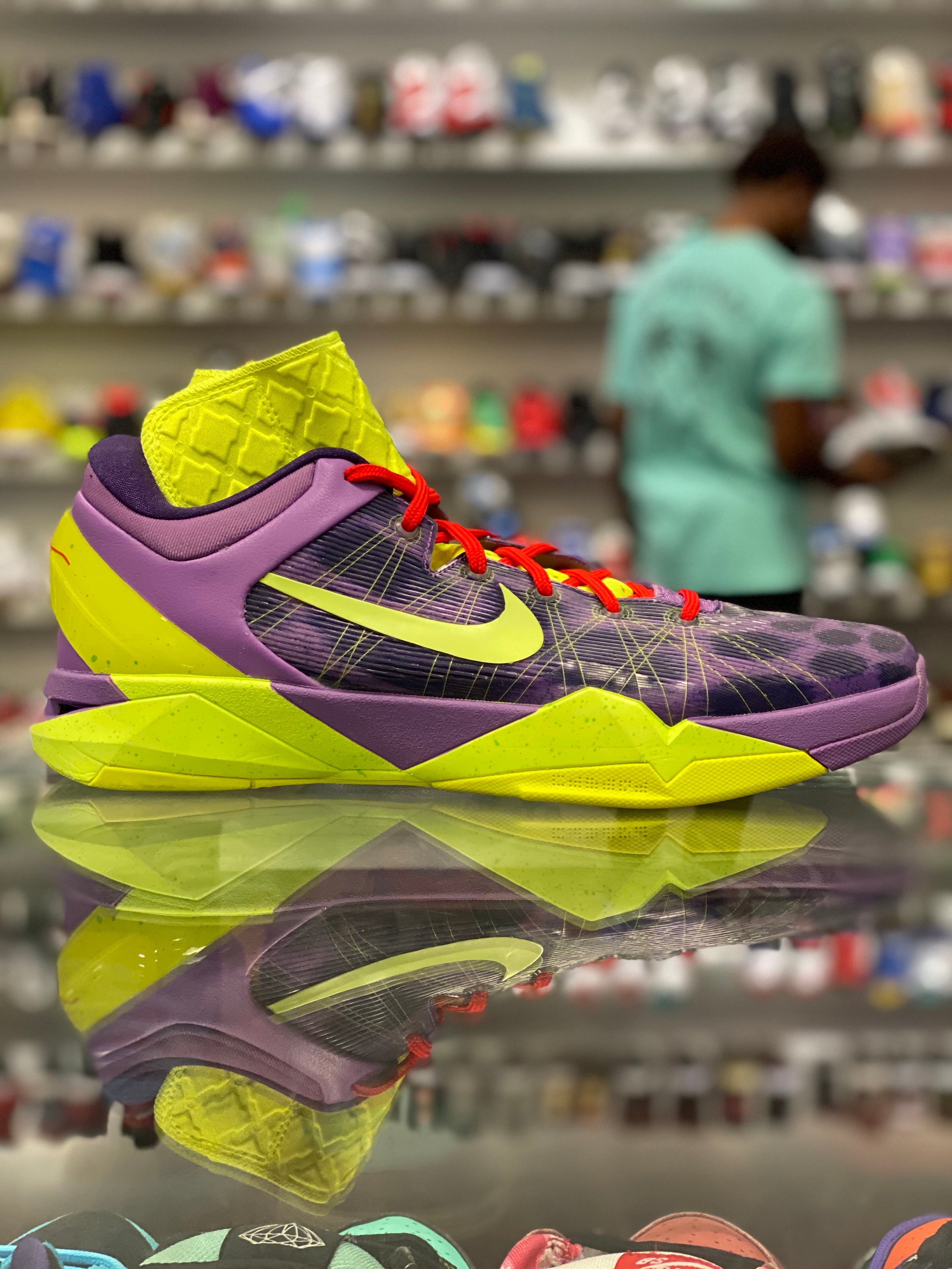 Nike Kobe 7 “Christmas”