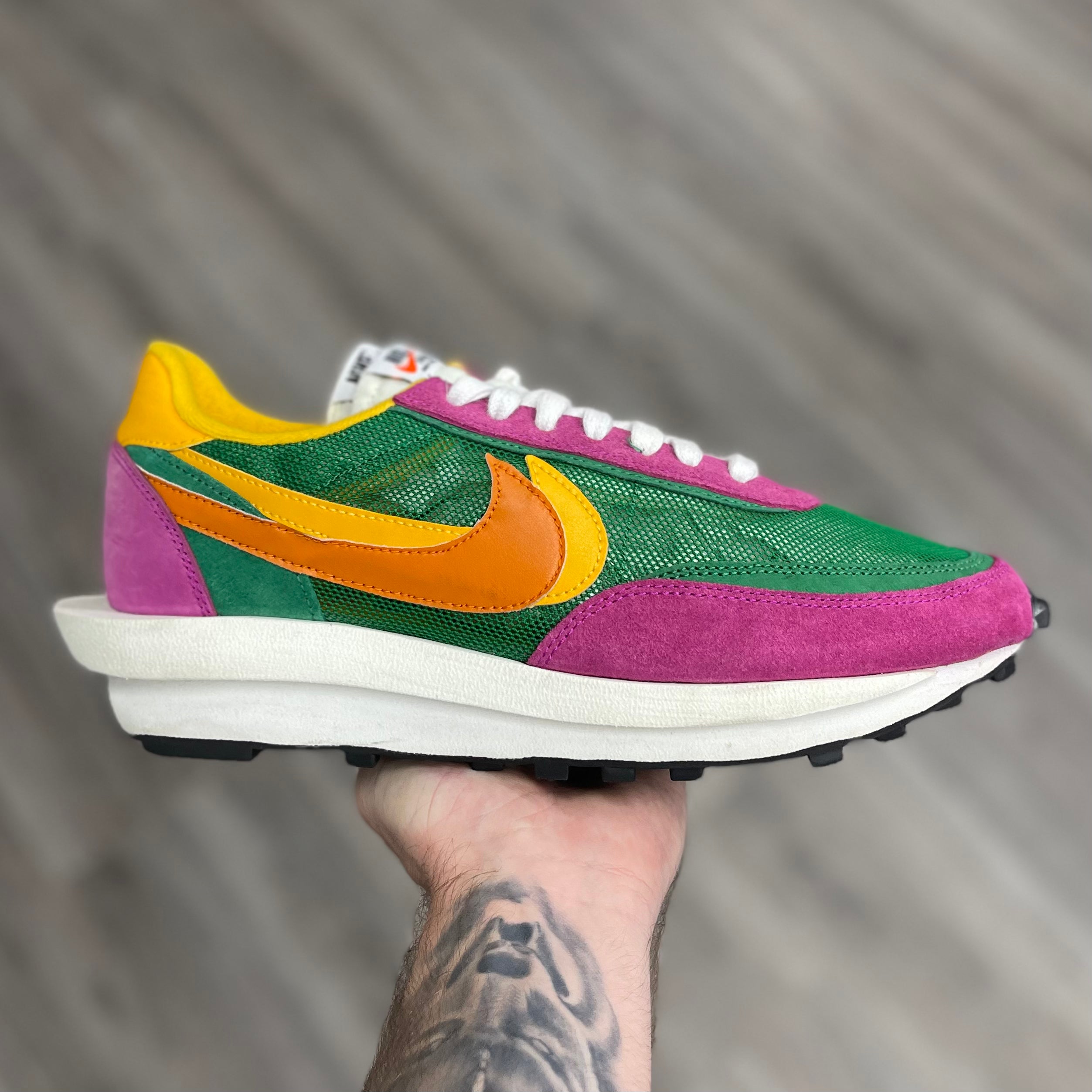 Nike sacai waffle pine green clearance