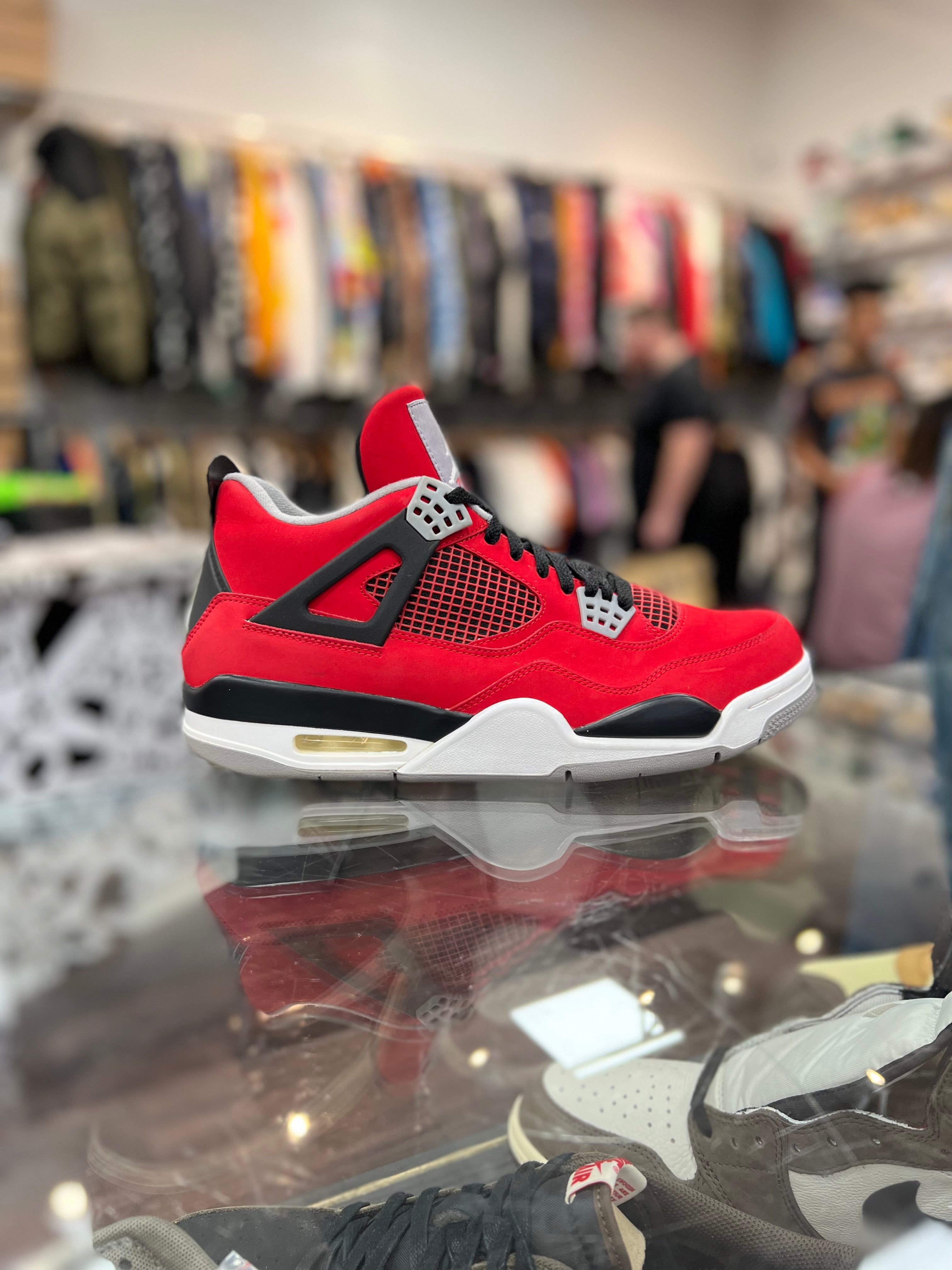 Air Jordan 4 Retro “Toro”