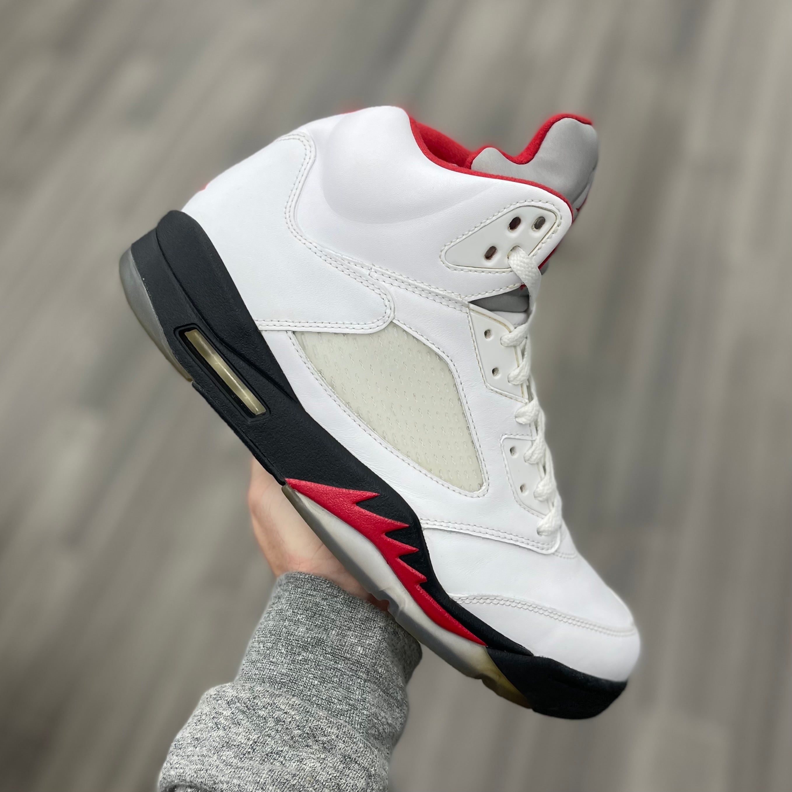 Air Jordan 5 Retro “Fire Red”