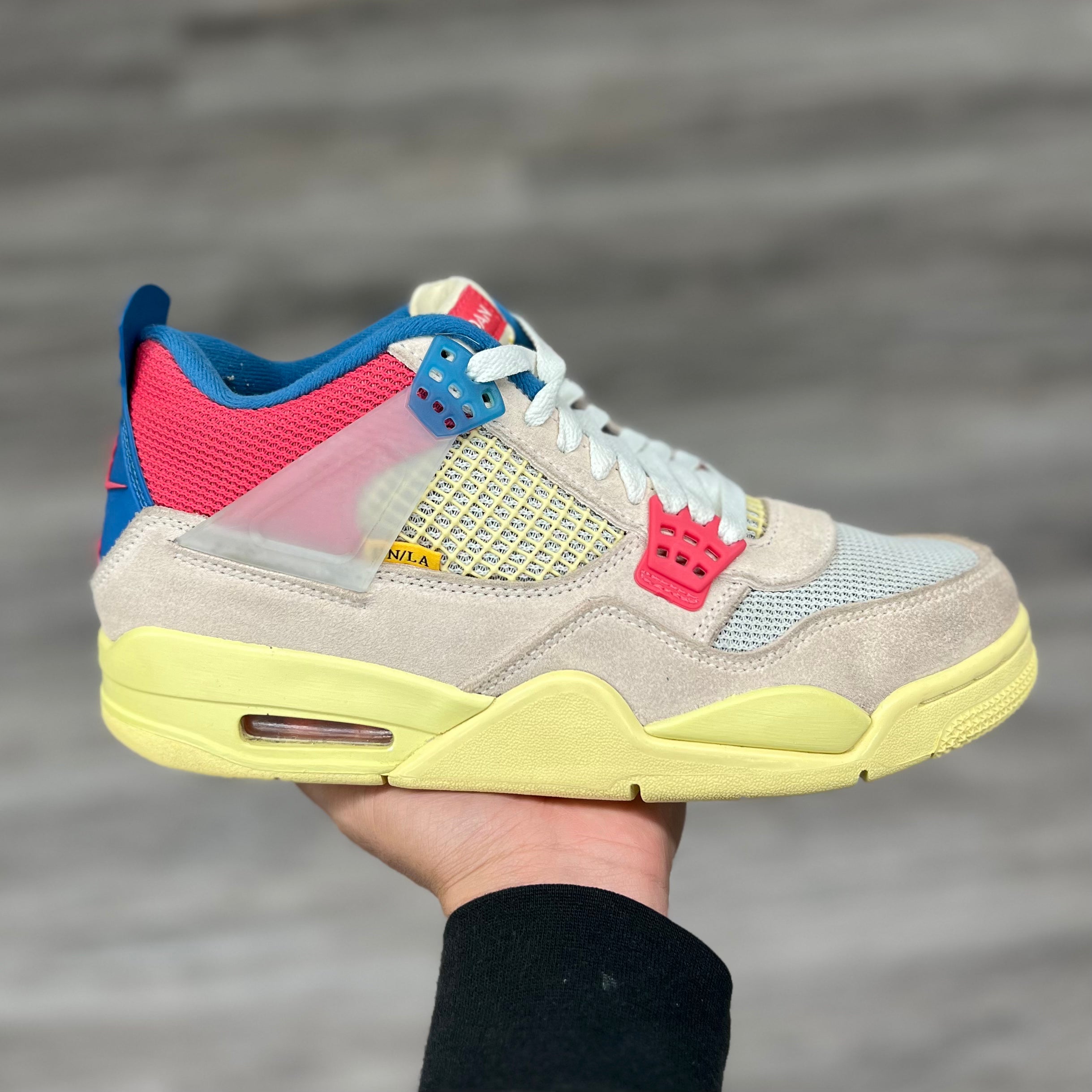 Air Jordan 4 Retro “Union Guava Ice”