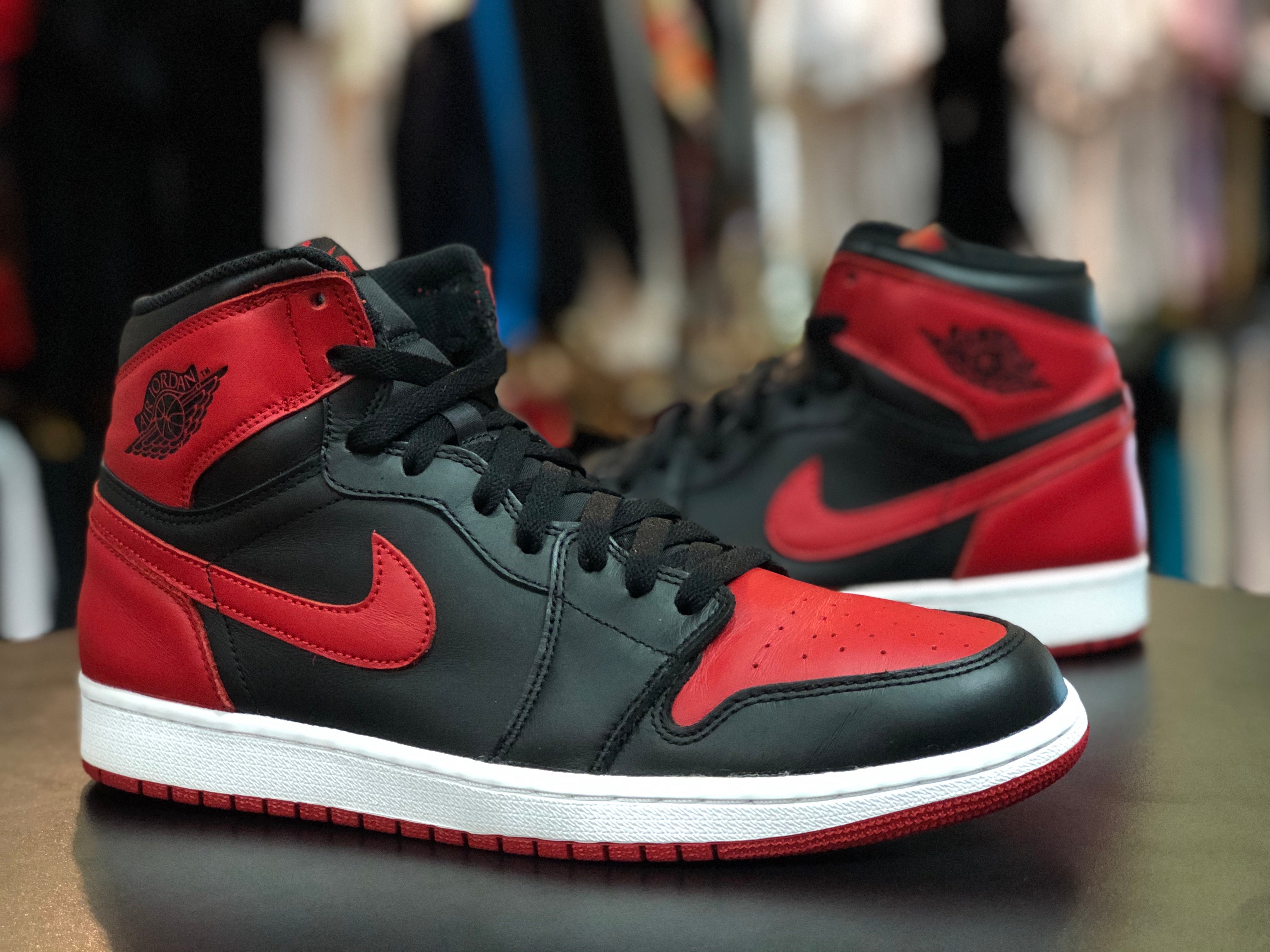 Air Jordan Retro 1 “2013 Bred”