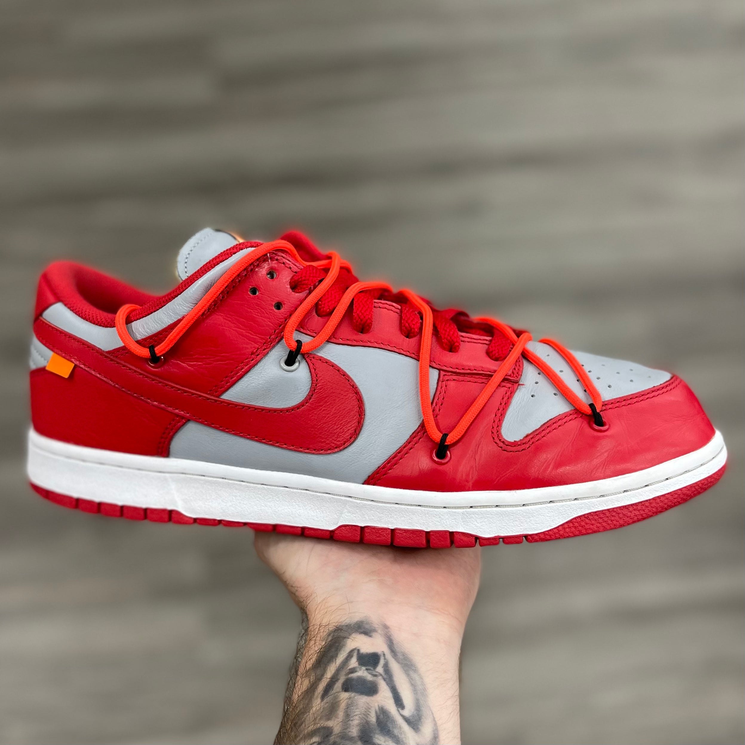 Off white top university red