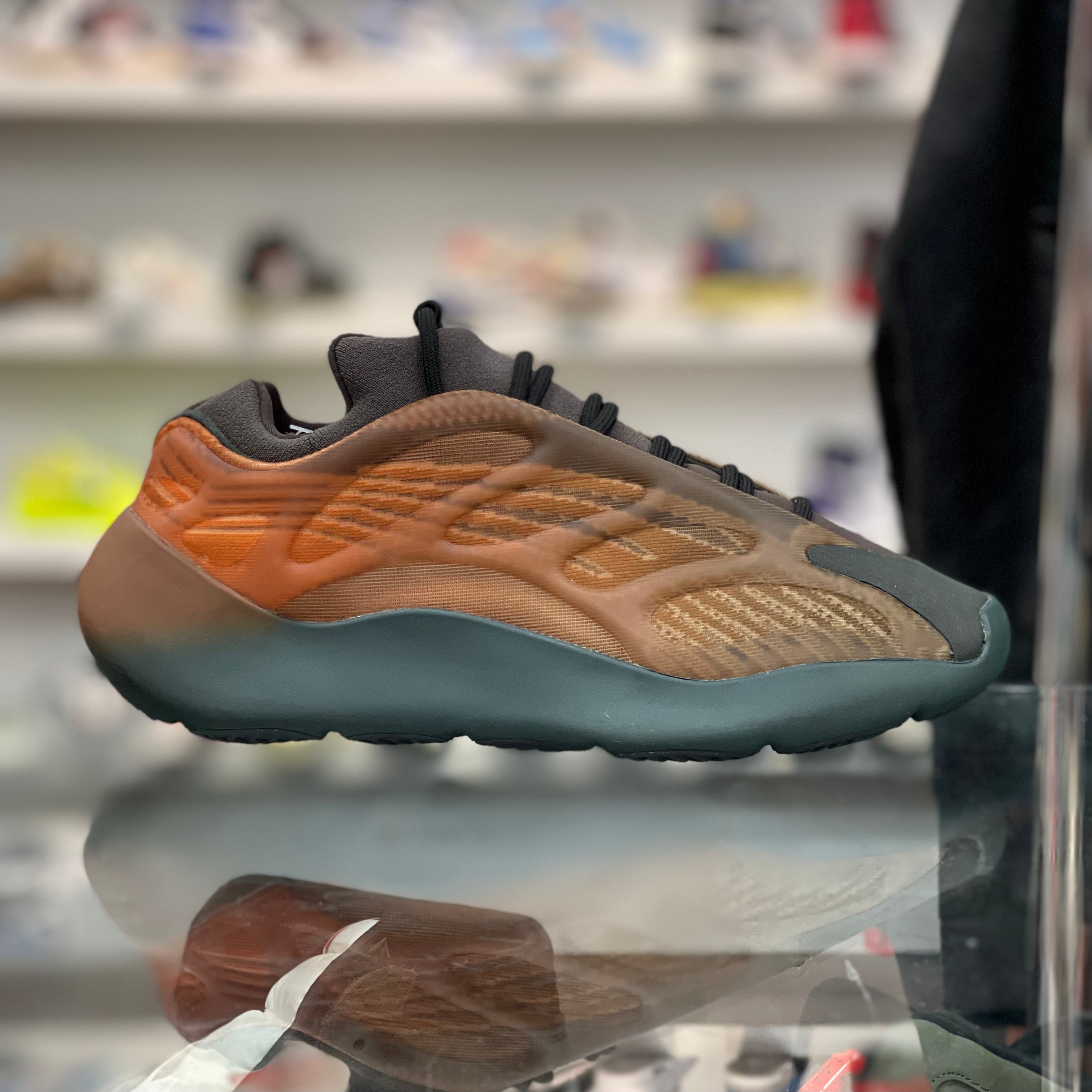 Adidas Yeezy Boost 700 V3 Copper Fade