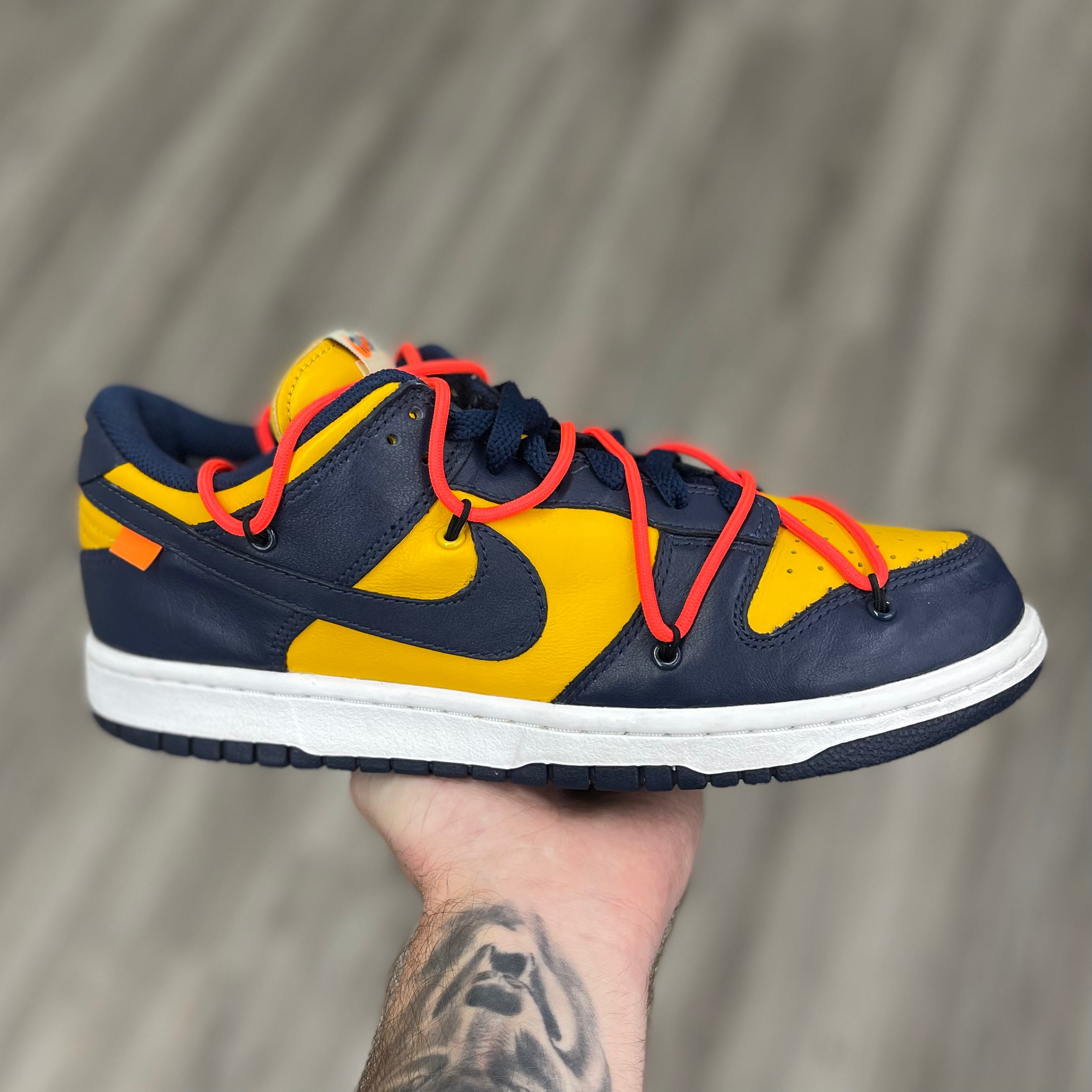 Nike dunk low off sales white university gold midnight navy