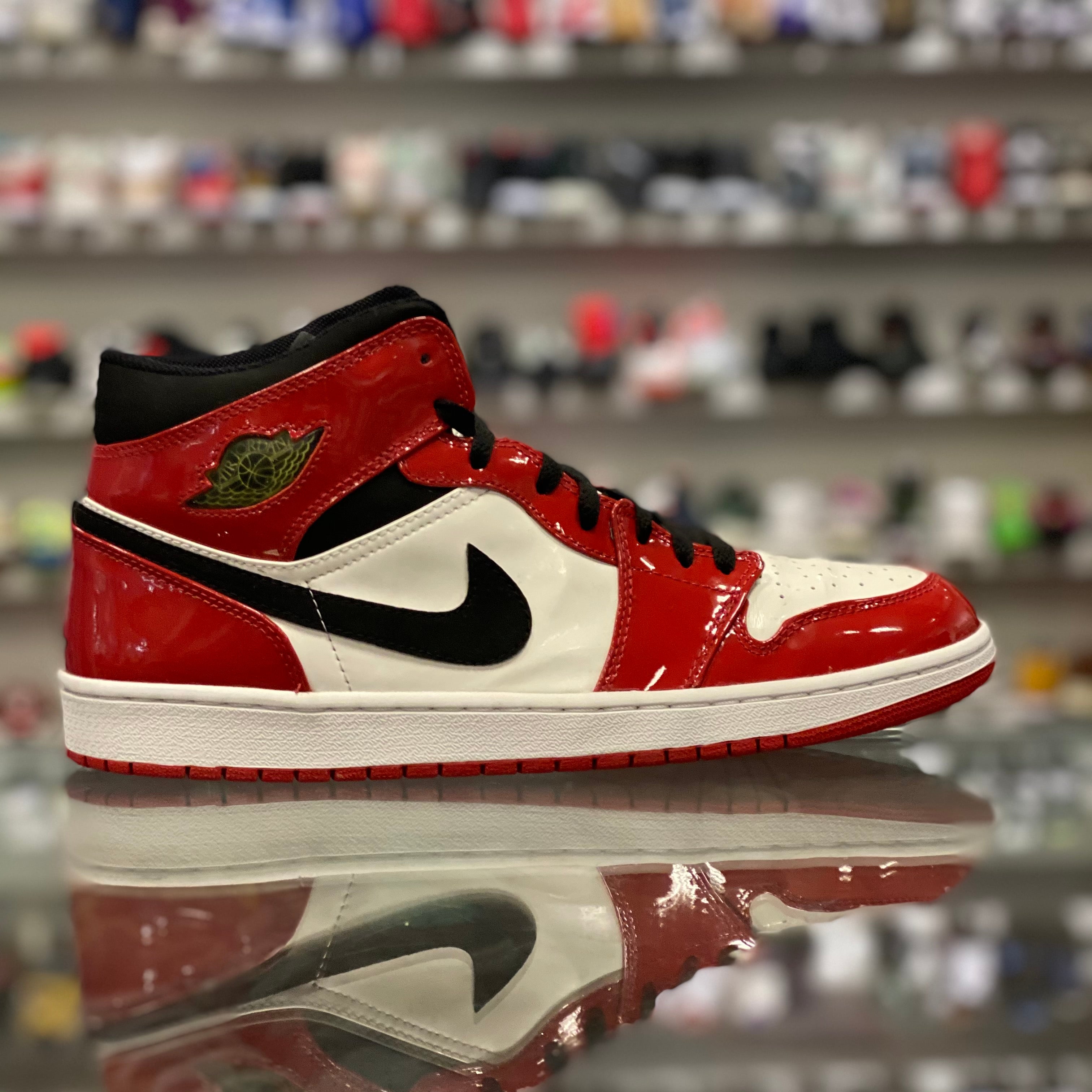 Jordan 1 best sale chicago patent leather