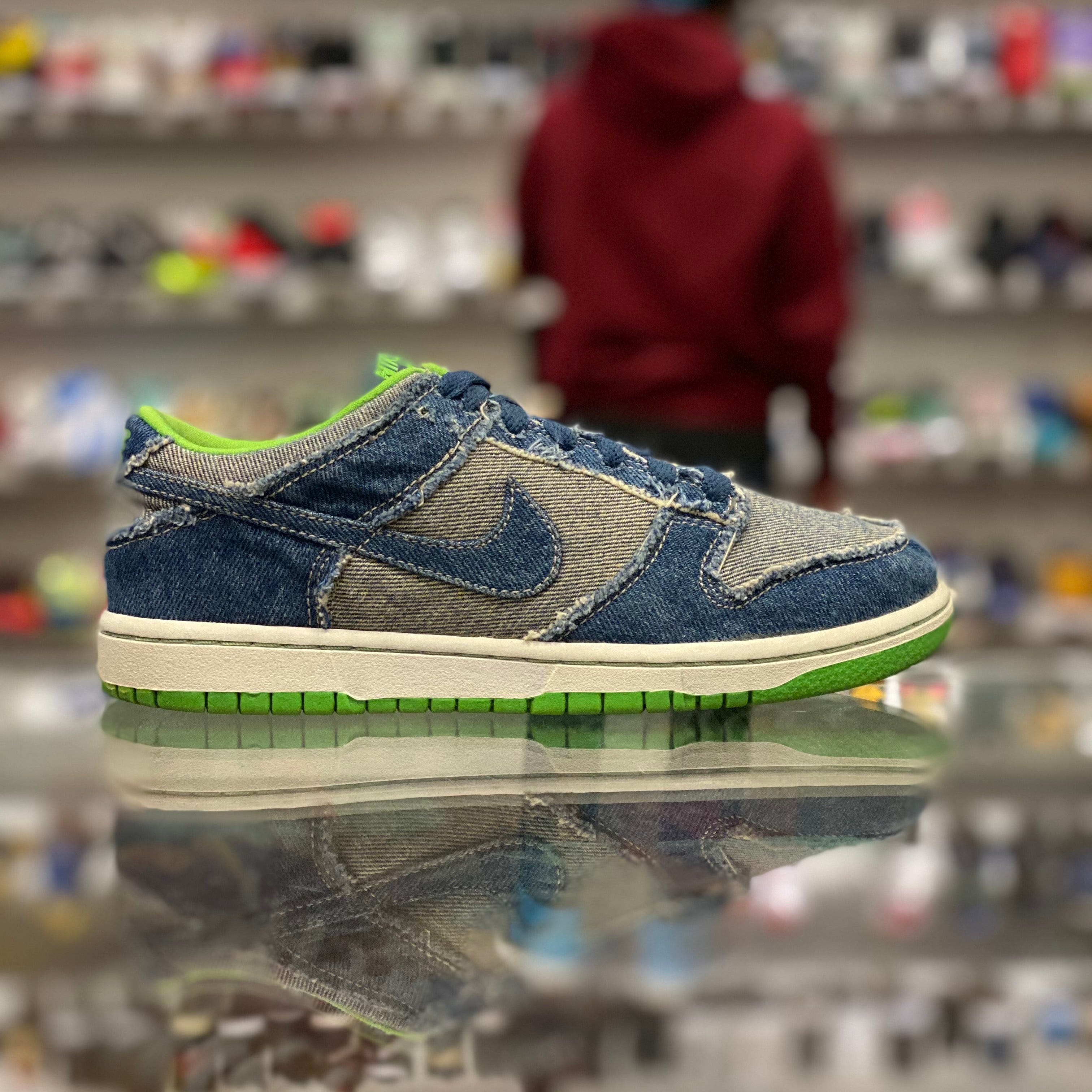 Nike SB Dunk Low “Denim Hulk”