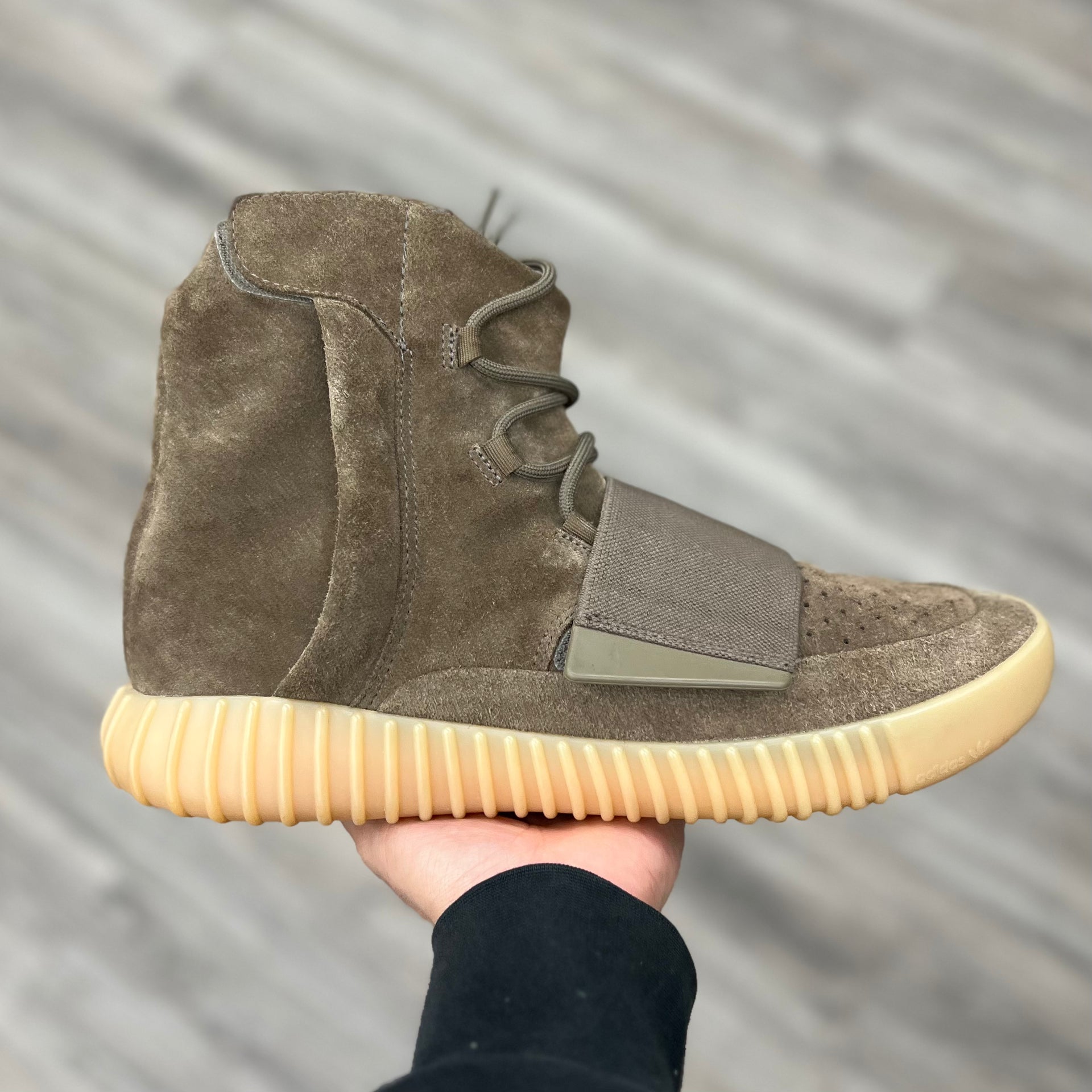 Foto adidas yeezy boost 750 shop