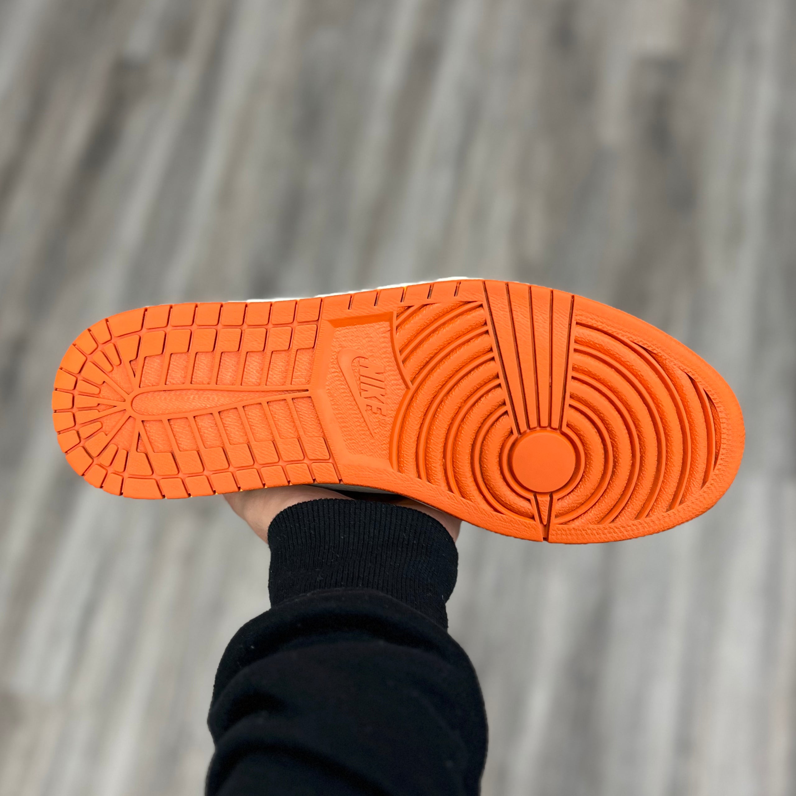 Jordan 1 shattered reverse sales