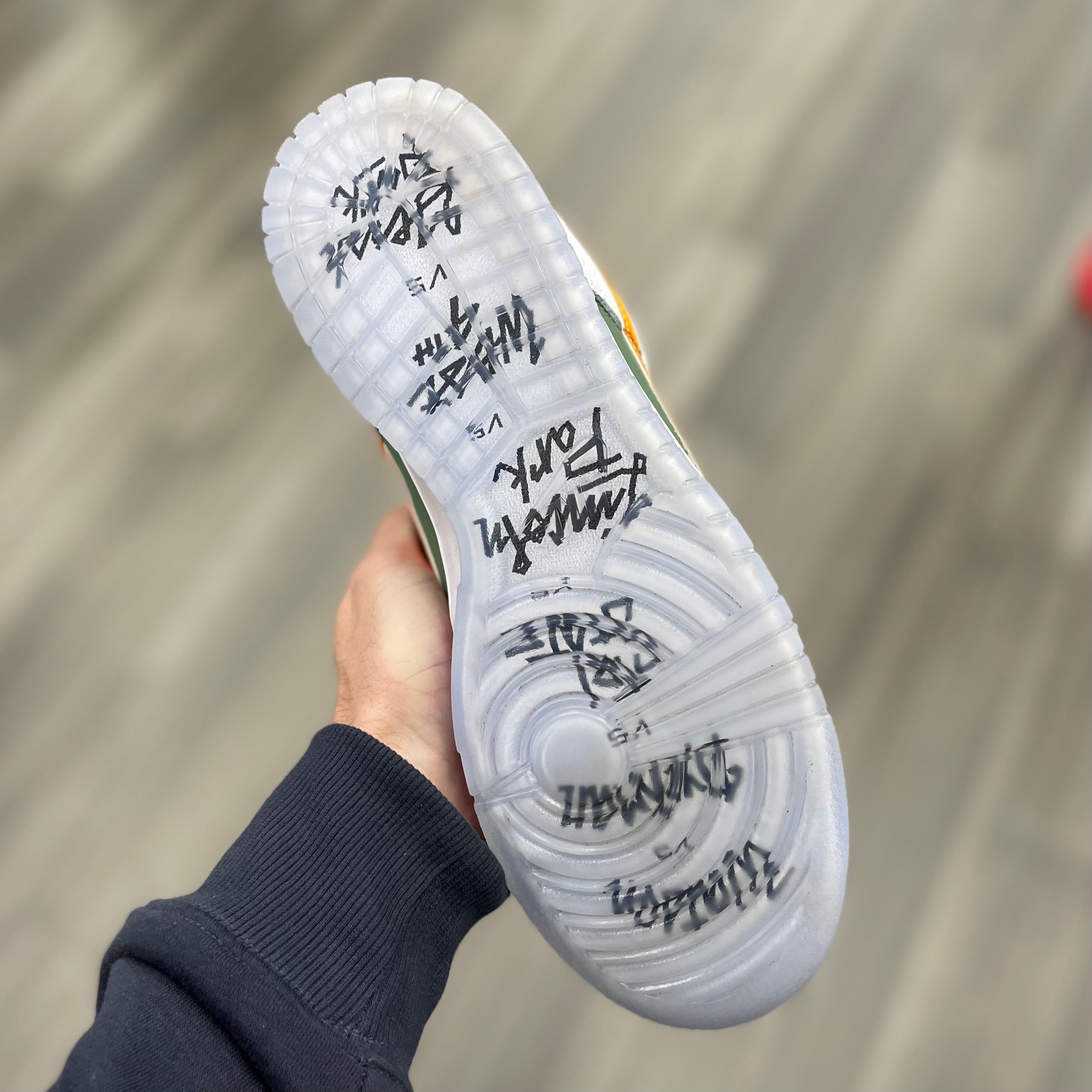 dunk low se ny vs ny resale