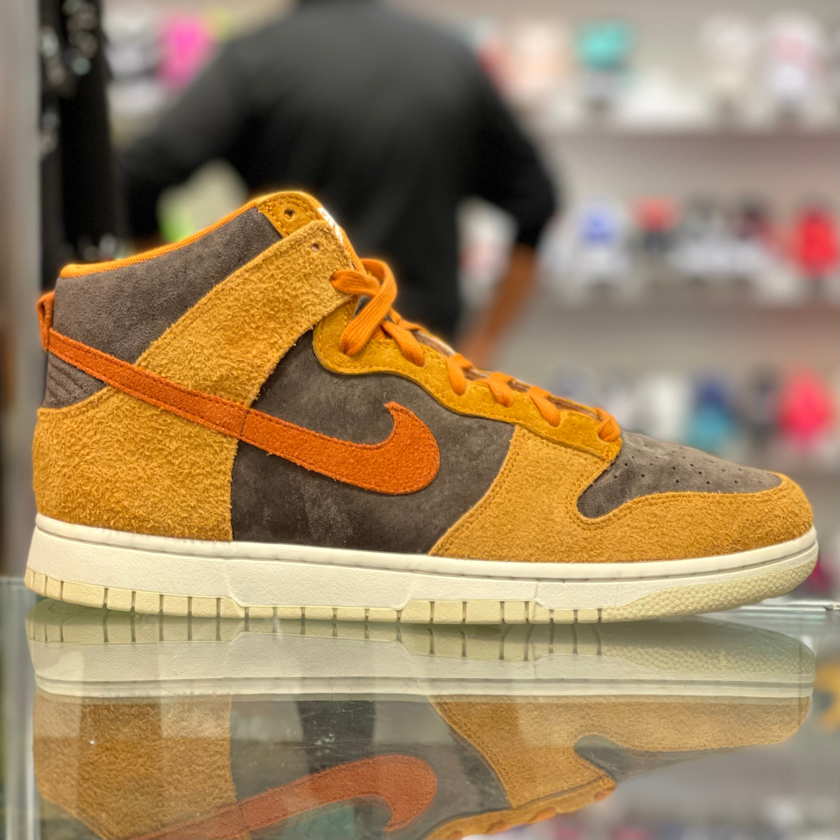 dunk high prm dark curry