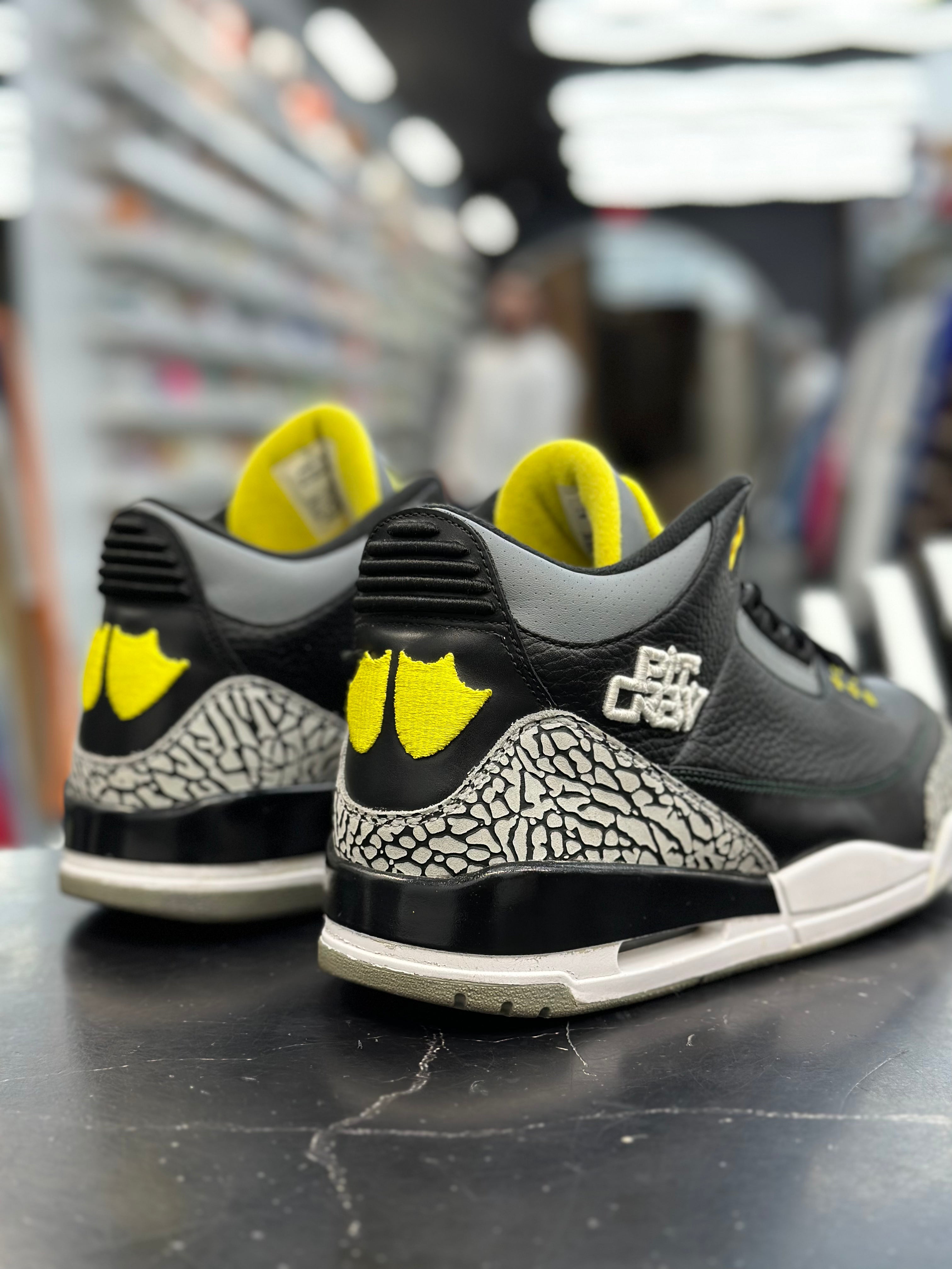 Jordan 3 retro oregon ducks pit crew white deals