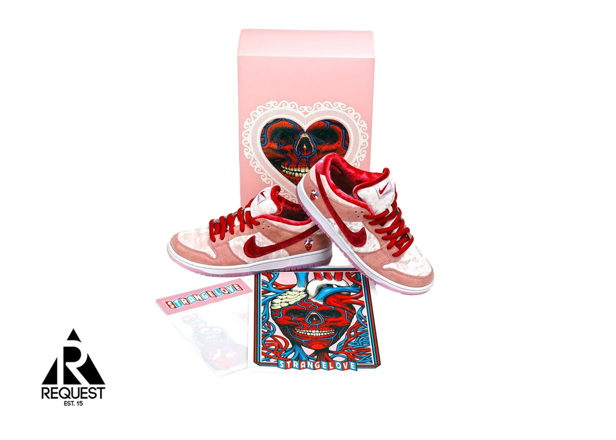 SB Dunk Low “StrangeLove Skateboards (Special Box)”