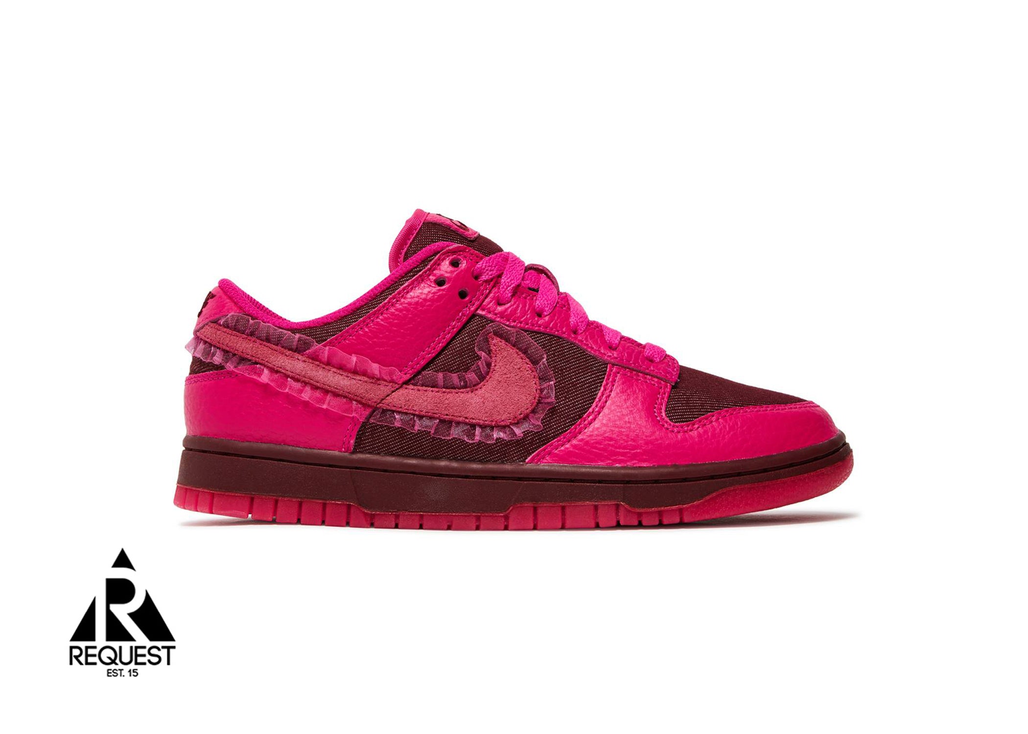 Nike Dunk Low “Valentine’s Day 2022”